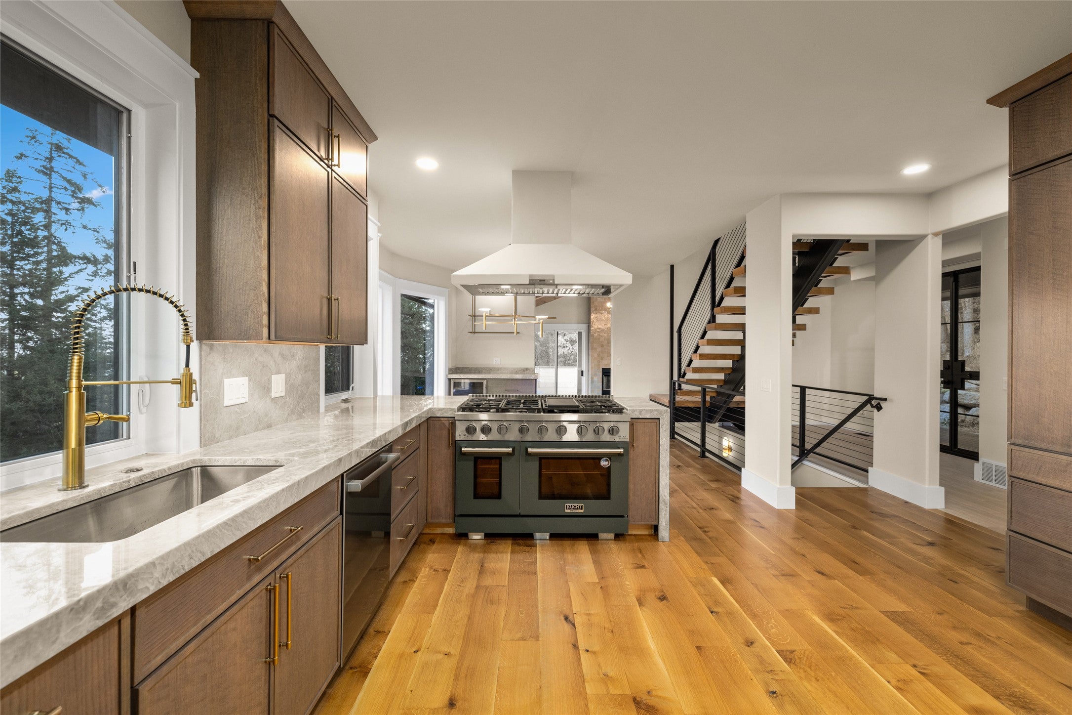 Whitefish, Montana, 59937, United States, 4 Bedrooms Bedrooms, ,4 BathroomsBathrooms,Residential,Active,1952623