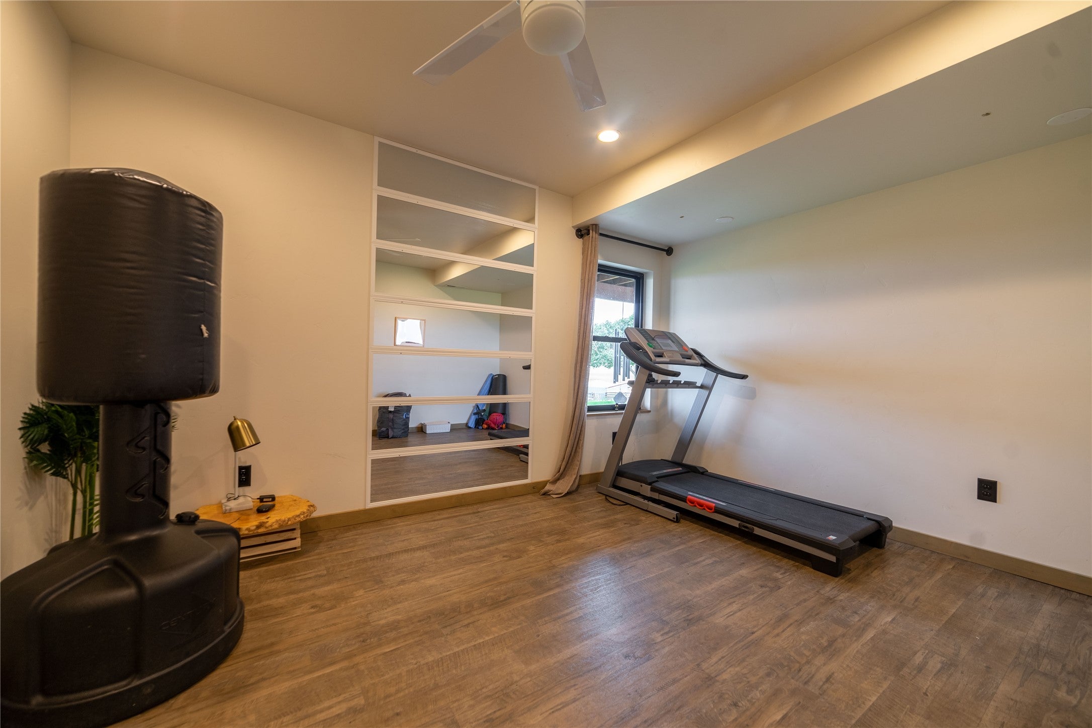 Kalispell, Montana, 59901, United States, 5 Bedrooms Bedrooms, ,4 BathroomsBathrooms,Residential,Active,2009395