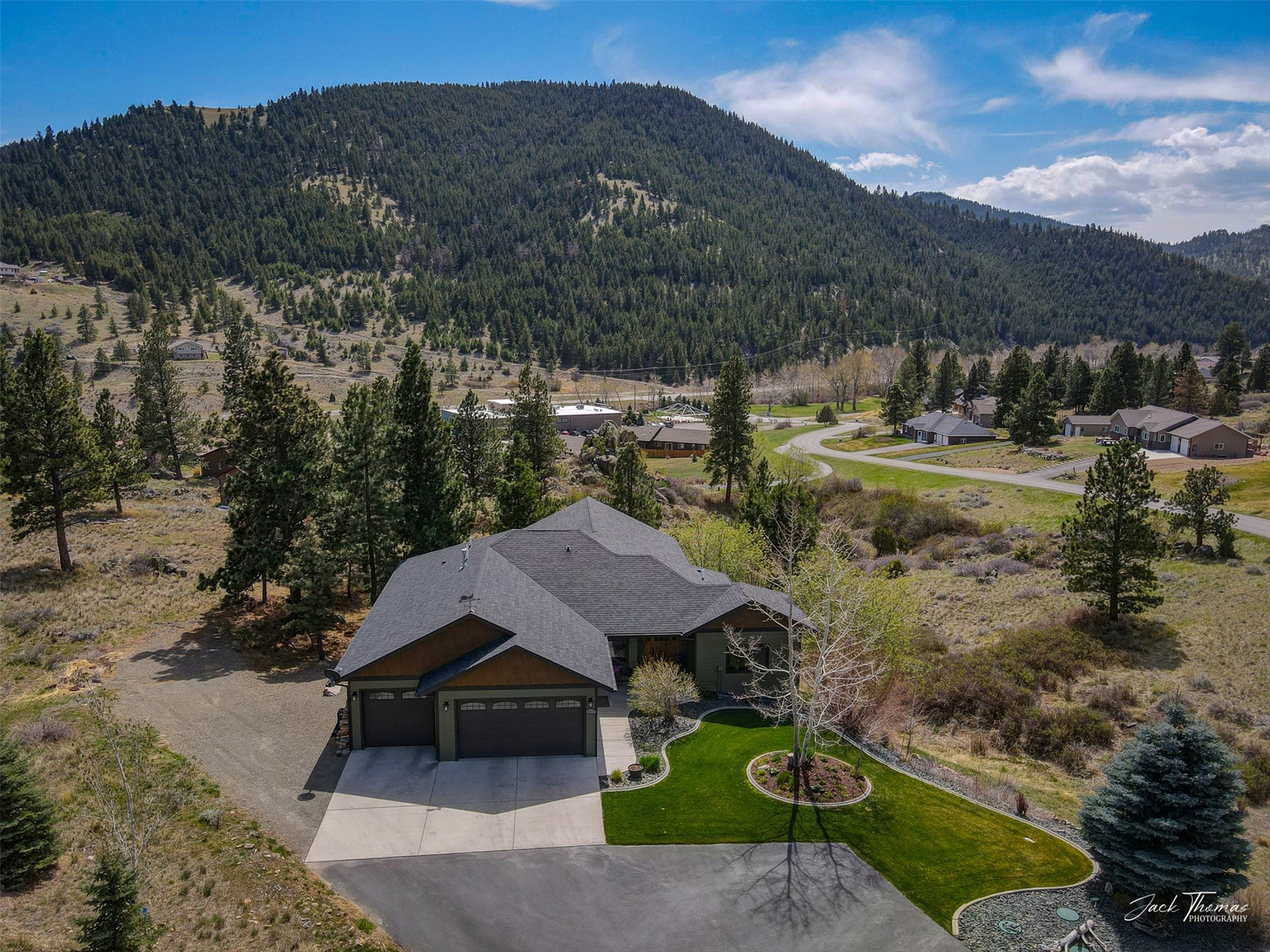 Helena, Montana, 59601, United States, 5 Bedrooms Bedrooms, ,3 BathroomsBathrooms,Residential,Active,2040229