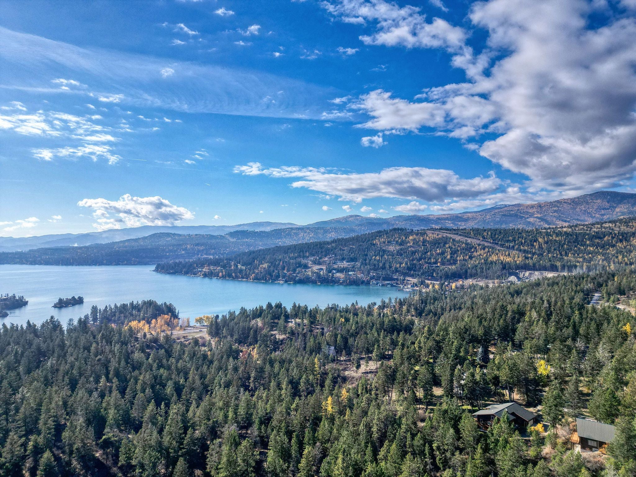 Somers, Montana, 59932, United States, 4 Bedrooms Bedrooms, ,4 BathroomsBathrooms,Residential,Active,1987246