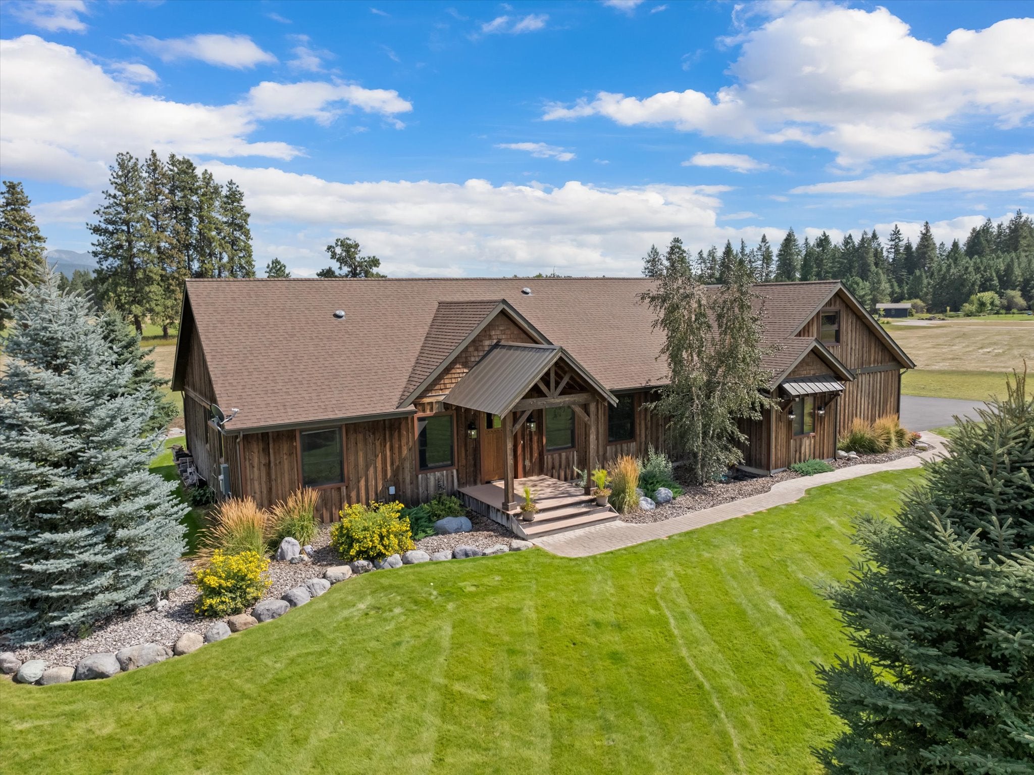 Kalispell, Montana, 59901, United States, 3 Bedrooms Bedrooms, ,3 BathroomsBathrooms,Residential,Active,1922543