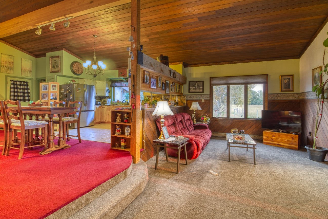 Corvallis, Montana, 59828, United States, 3 Bedrooms Bedrooms, ,2 BathroomsBathrooms,Residential,Active,1769348