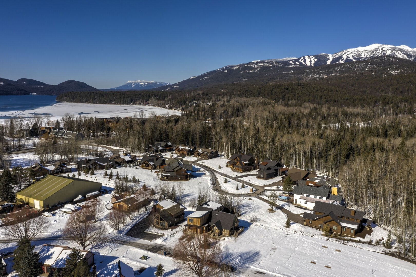 Whitefish, Montana, 59937, United States, 7 Bedrooms Bedrooms, ,5 BathroomsBathrooms,Residential,Active,1914927