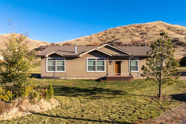 1032 MC GUIRE AVE, HIGHWOOD, MT 59450 - Image 1