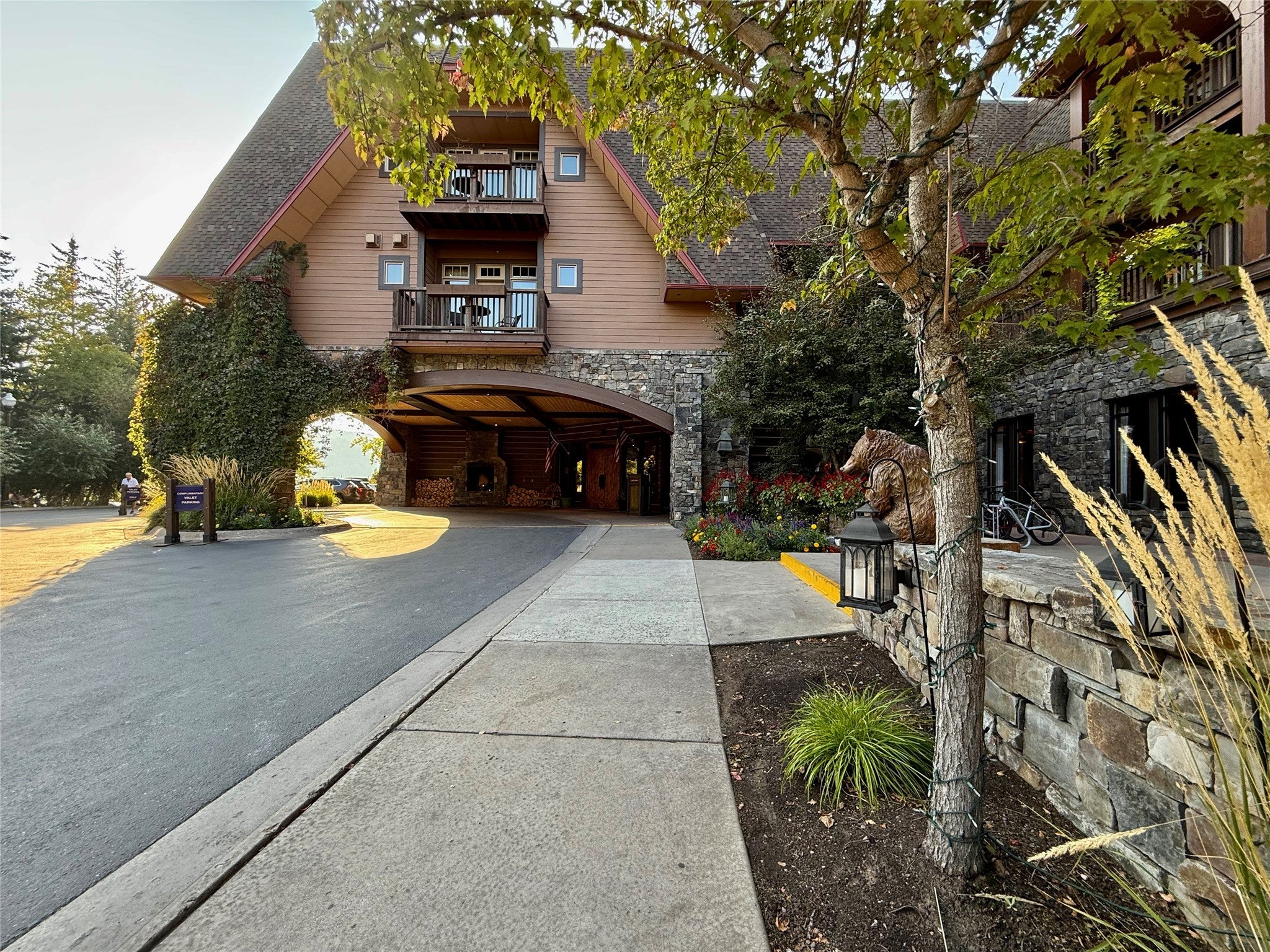 Whitefish, Montana, 59937, United States, 2 Bedrooms Bedrooms, ,2 BathroomsBathrooms,Residential,Active,1946322