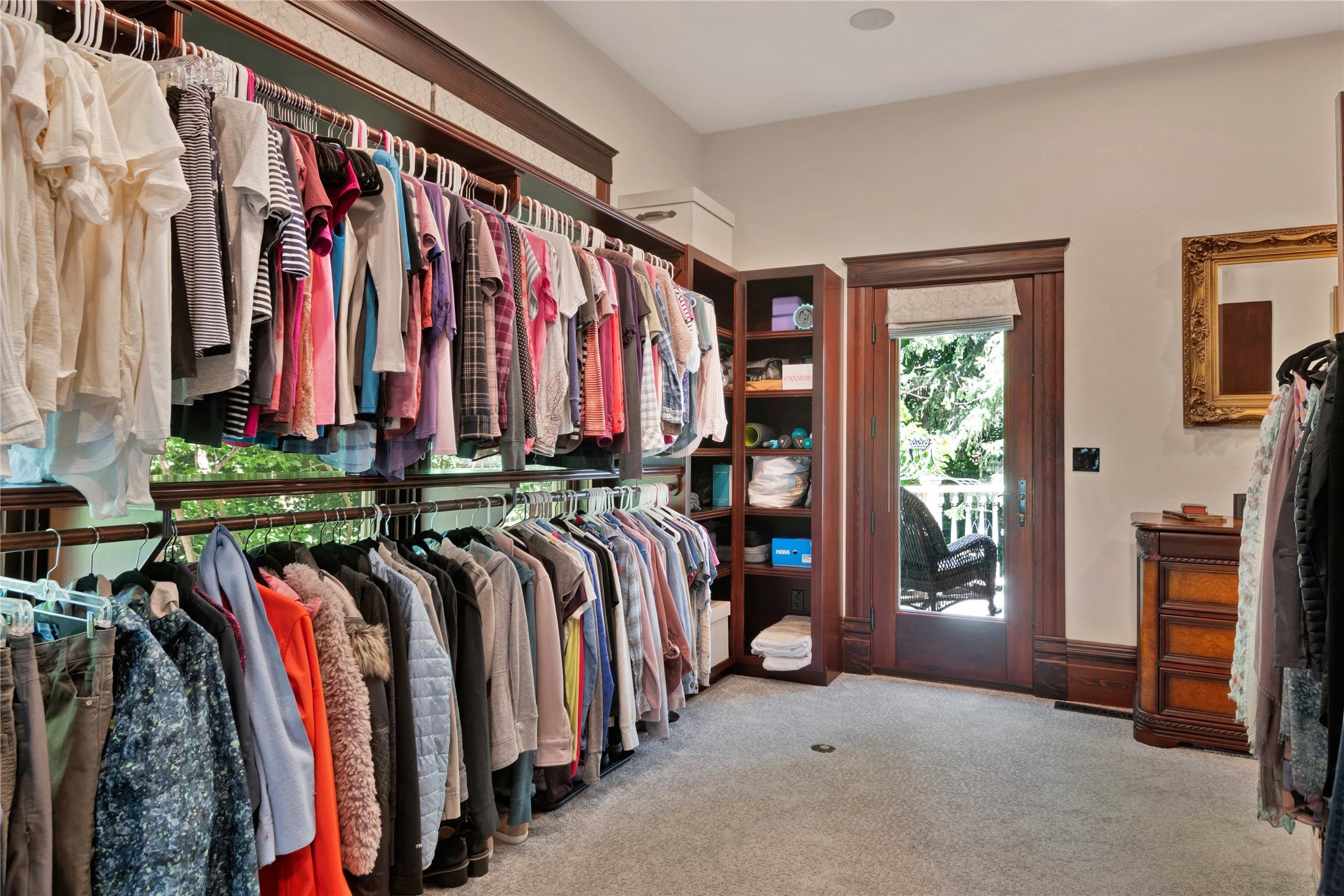 Missoula, Montana, 59802, United States, 5 Bedrooms Bedrooms, ,6 BathroomsBathrooms,Residential,Active,1753892