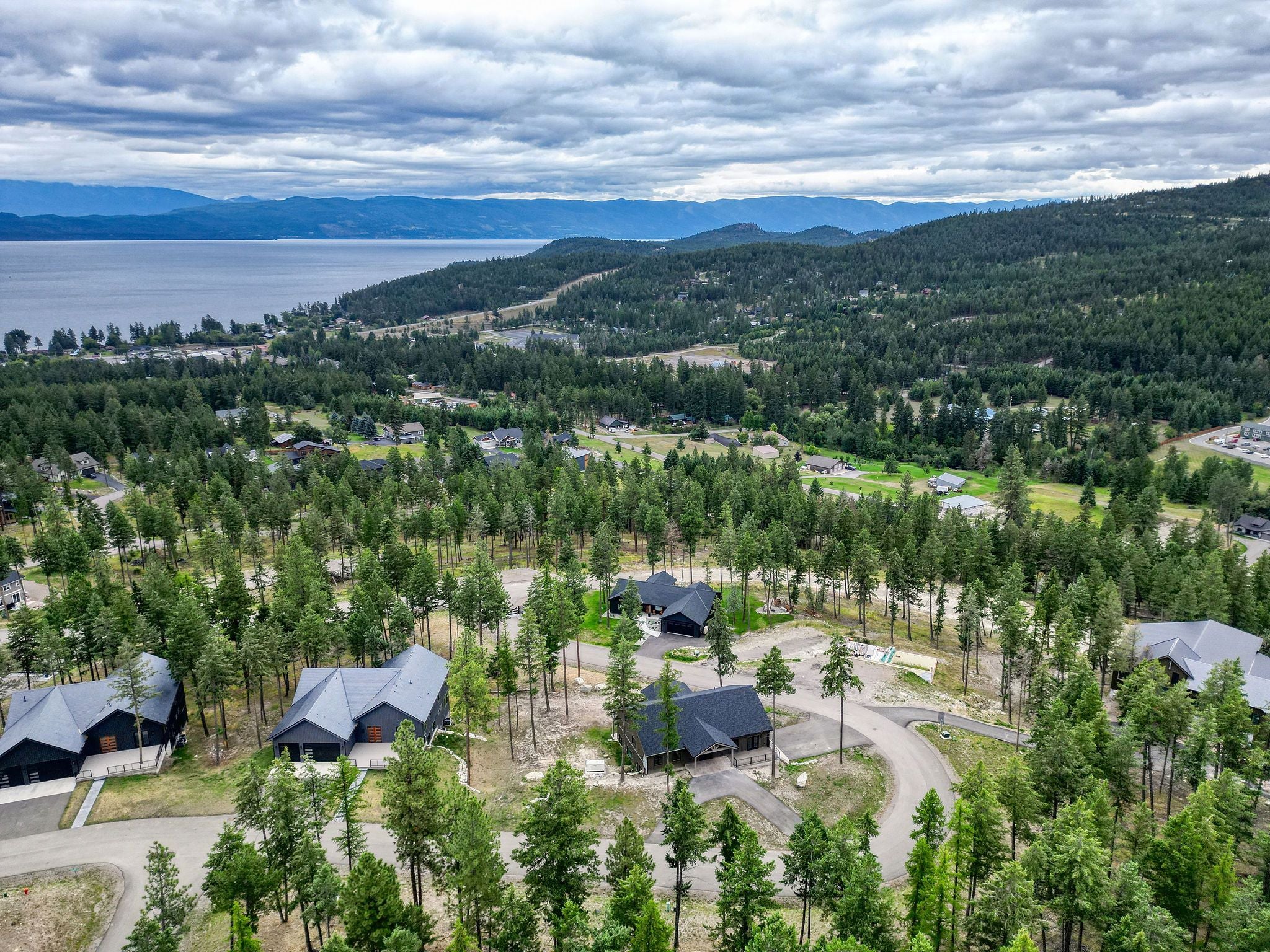 Lakeside, Montana, 59922, United States, 4 Bedrooms Bedrooms, ,4 BathroomsBathrooms,Residential,Active,1914632