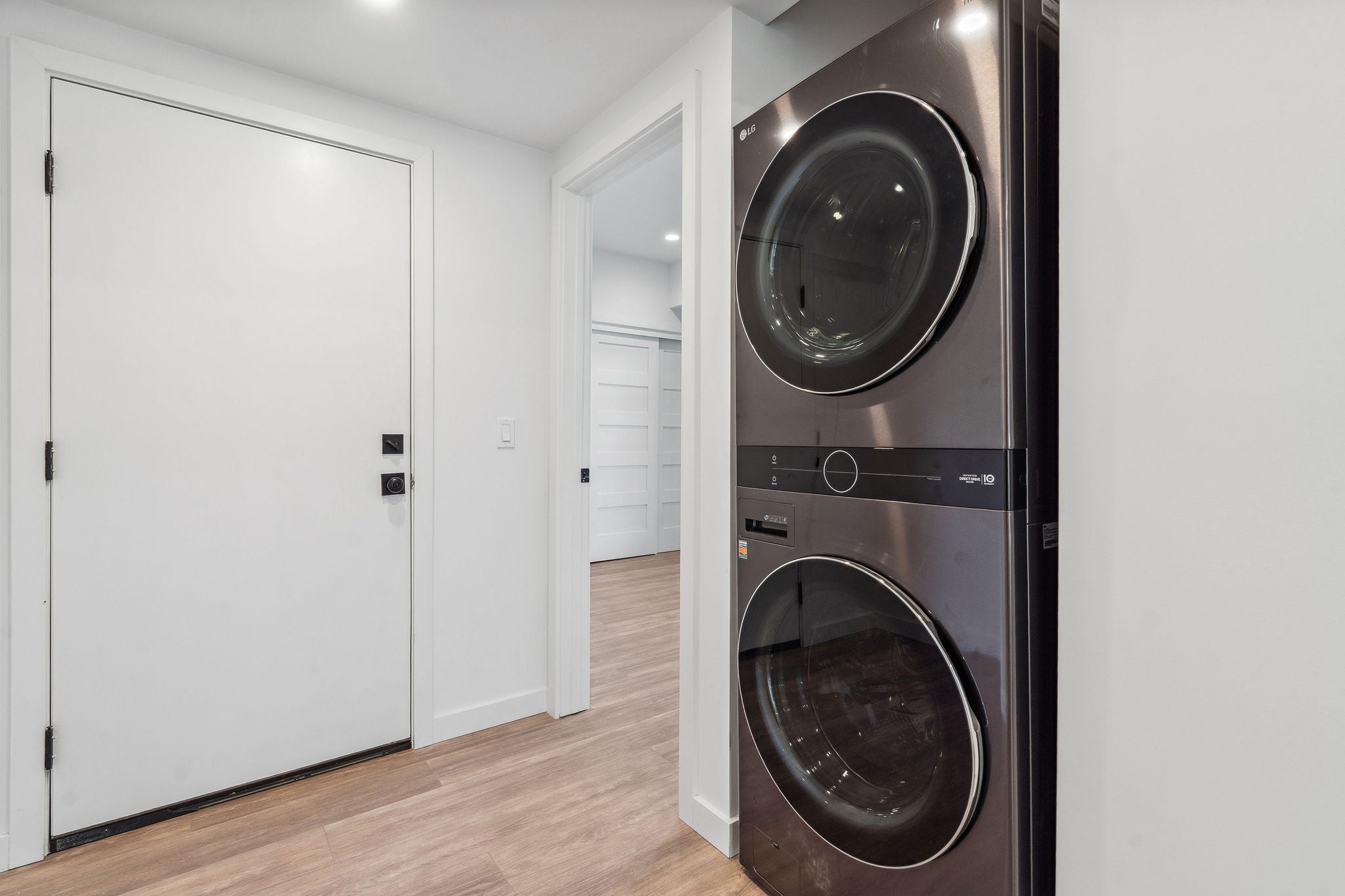 Lakeside, Montana, 59922, United States, 6 Bedrooms Bedrooms, ,5 BathroomsBathrooms,Residential,Active,1832319