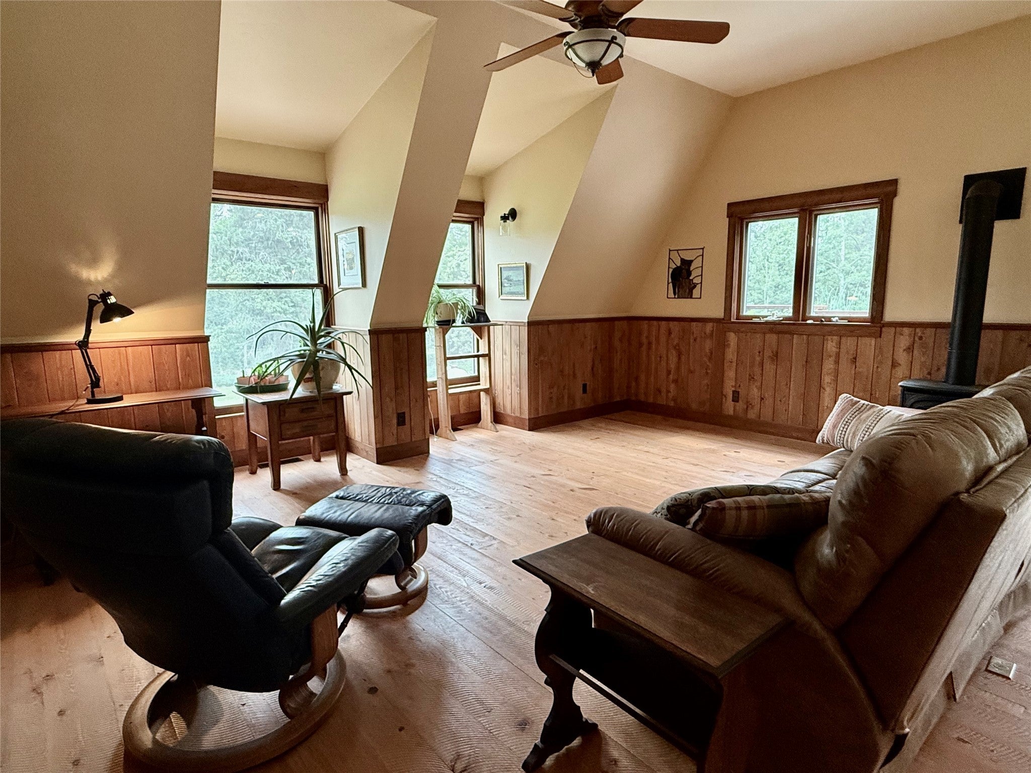 Whitefish, Montana, 59937, United States, 4 Bedrooms Bedrooms, ,5 BathroomsBathrooms,Residential,Active,1905114