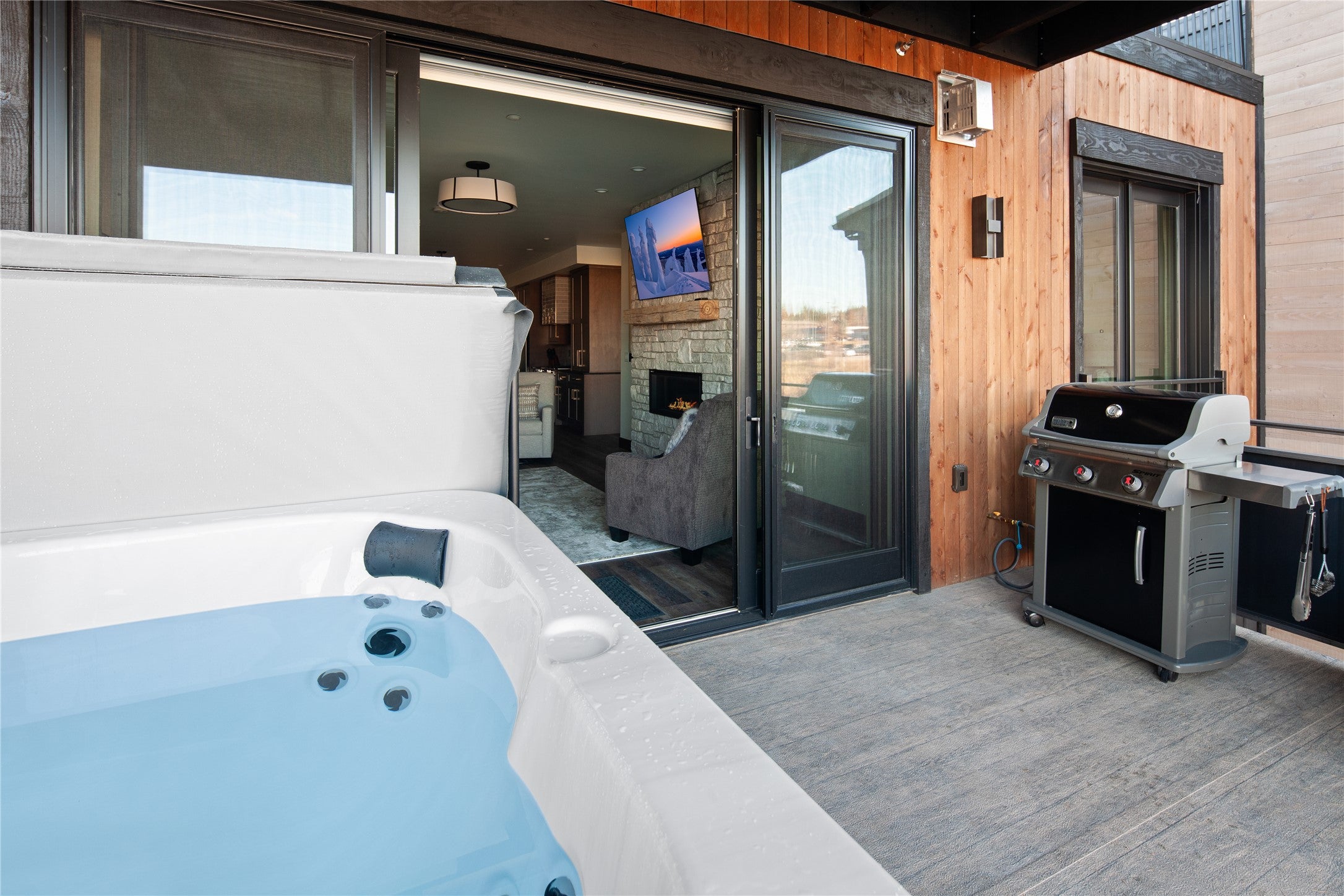 Whitefish, Montana, 59937, United States, 2 Bedrooms Bedrooms, ,3 BathroomsBathrooms,Residential,Active,1871606