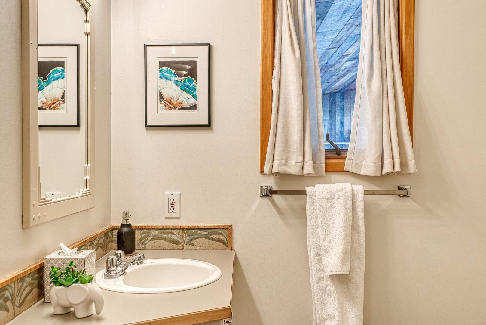 Whitefish, Montana, 59937, United States, 7 Bedrooms Bedrooms, ,5 BathroomsBathrooms,Residential,Active,1914927