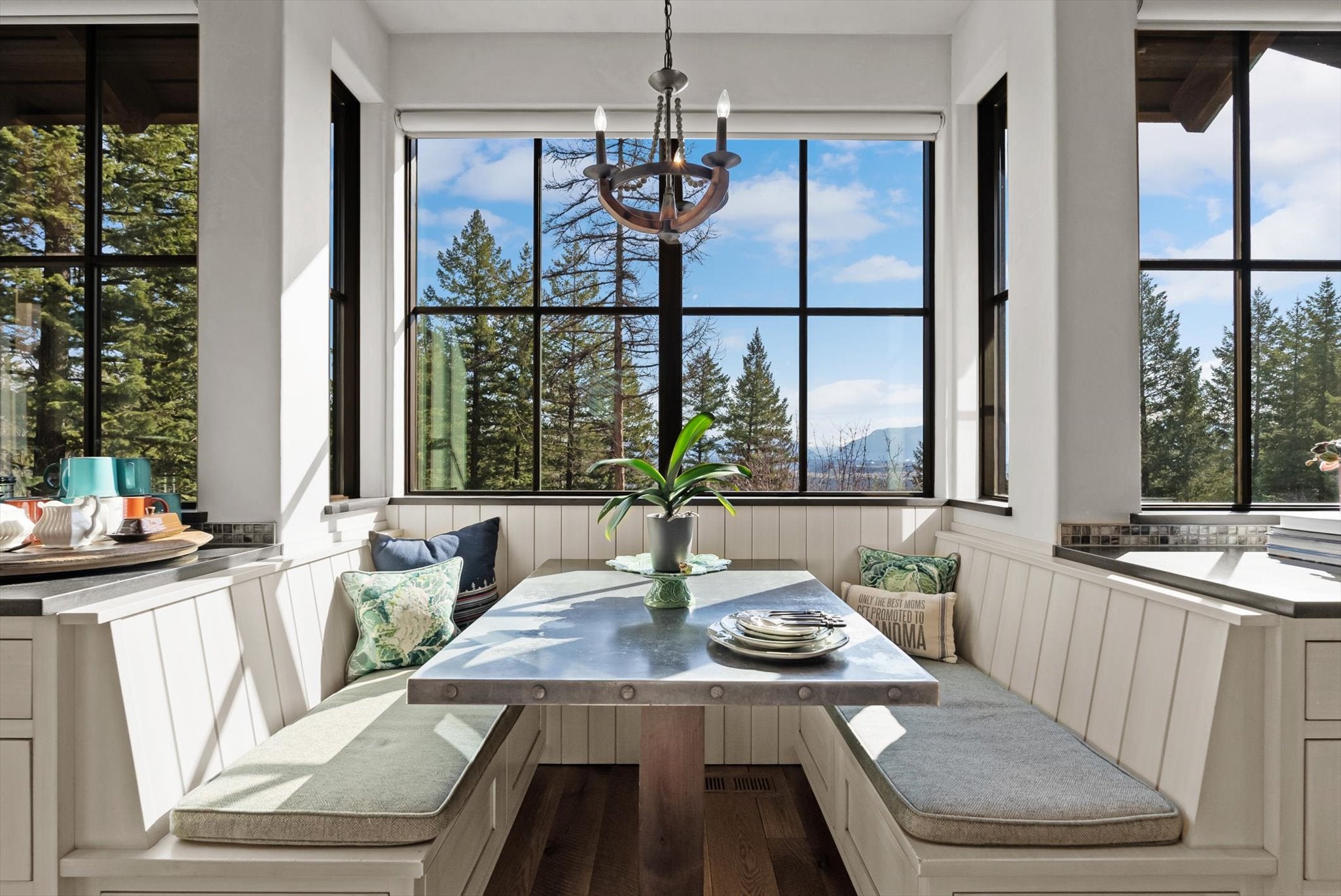 Whitefish, Montana, 59937, United States, 4 Bedrooms Bedrooms, ,4 BathroomsBathrooms,Residential,Active,1764537