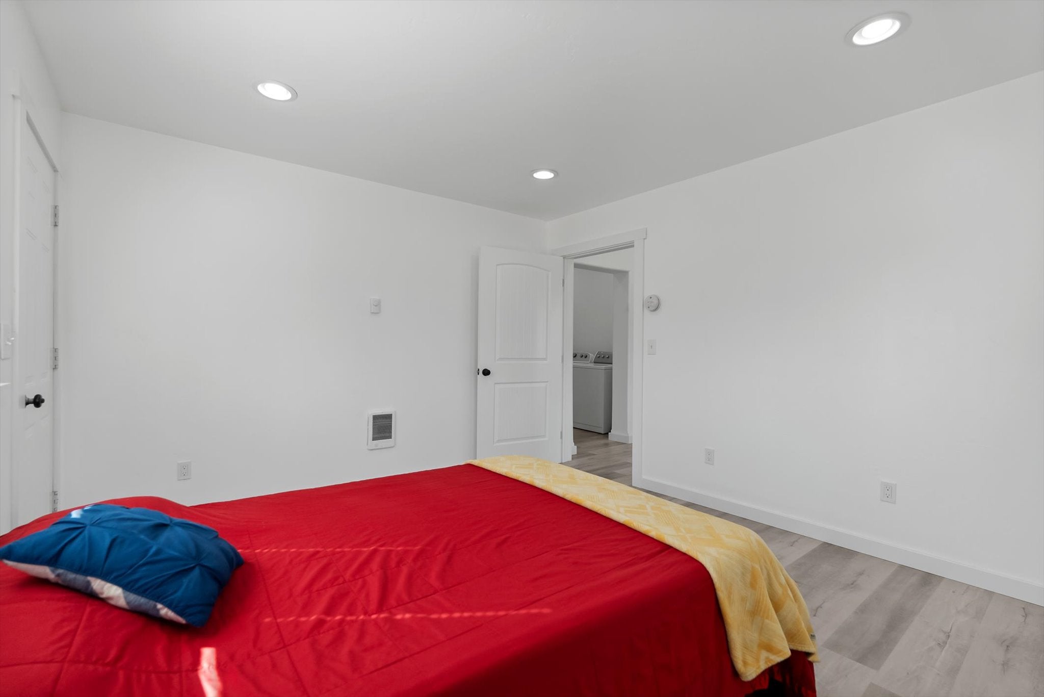 Kalispell, Montana, 59901, United States, 5 Bedrooms Bedrooms, ,3 BathroomsBathrooms,Residential,Active,1945088