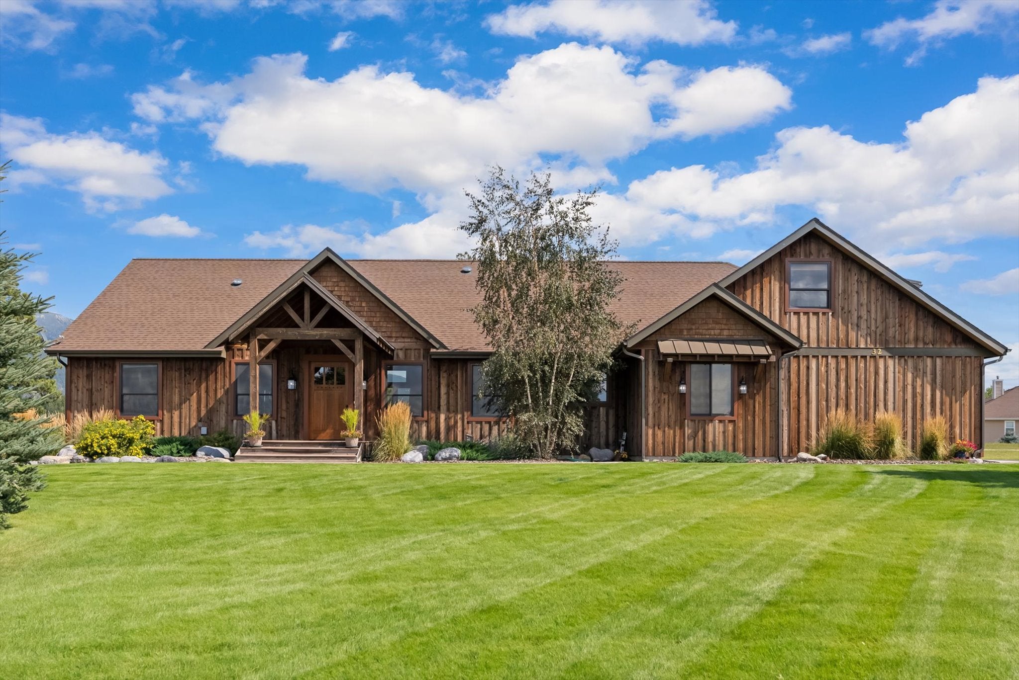 Kalispell, Montana, 59901, United States, 3 Bedrooms Bedrooms, ,3 BathroomsBathrooms,Residential,Active,1922543