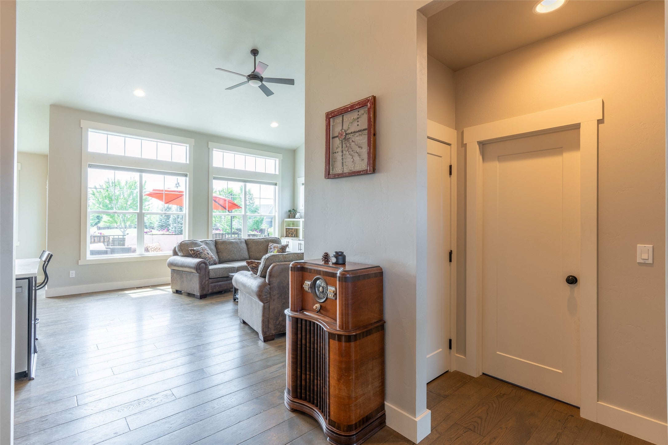 Kalispell, Montana, 59901, United States, 5 Bedrooms Bedrooms, ,3 BathroomsBathrooms,Residential,Active,1880177