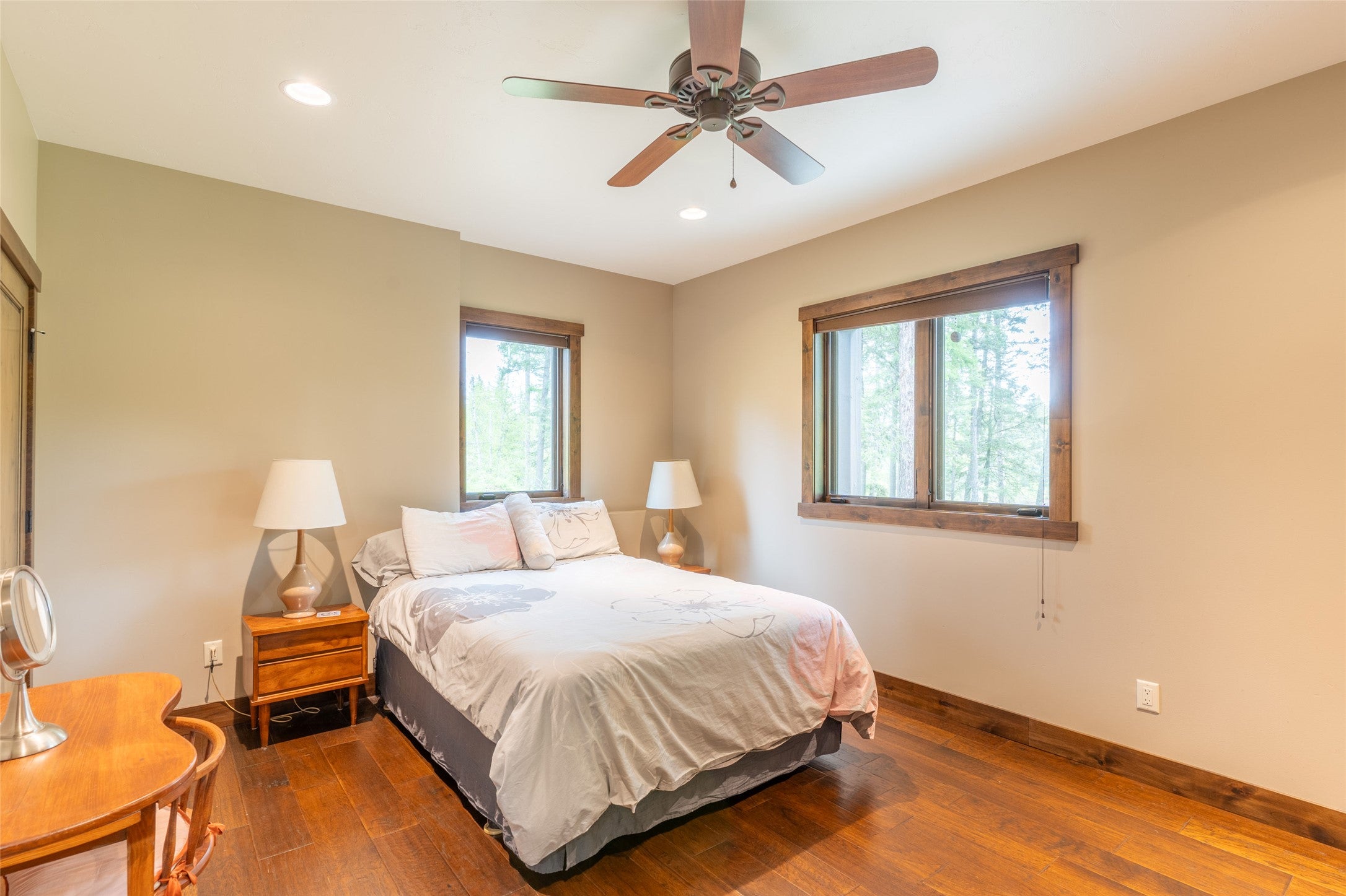 Columbia Falls, Montana, 59912, United States, ,3 BathroomsBathrooms,Residential,Active,1841309