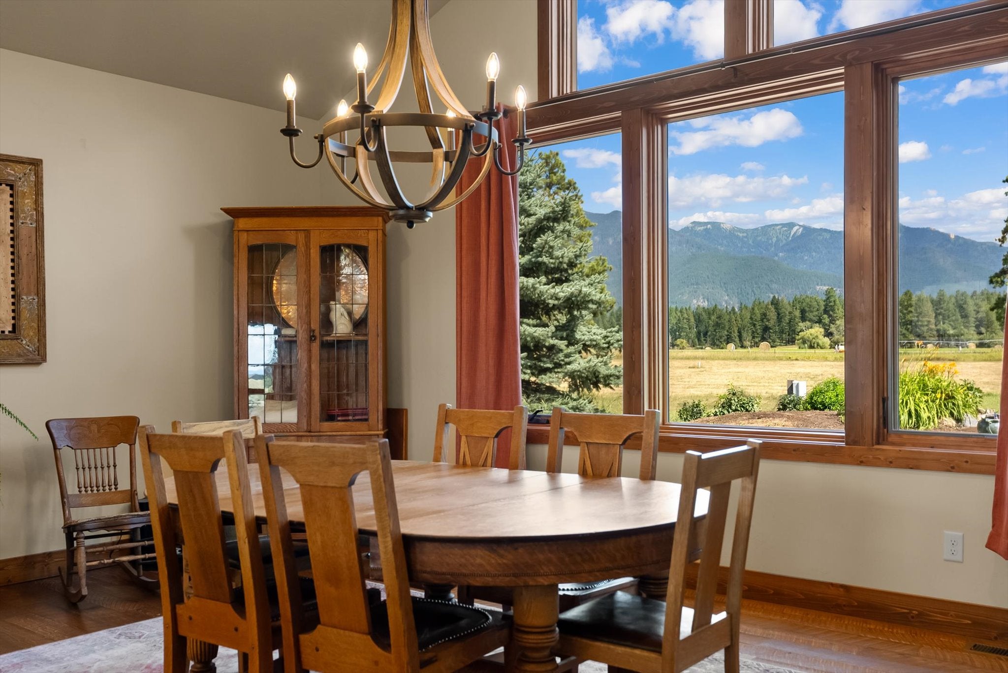 Kalispell, Montana, 59901, United States, 3 Bedrooms Bedrooms, ,3 BathroomsBathrooms,Residential,Active,1922543