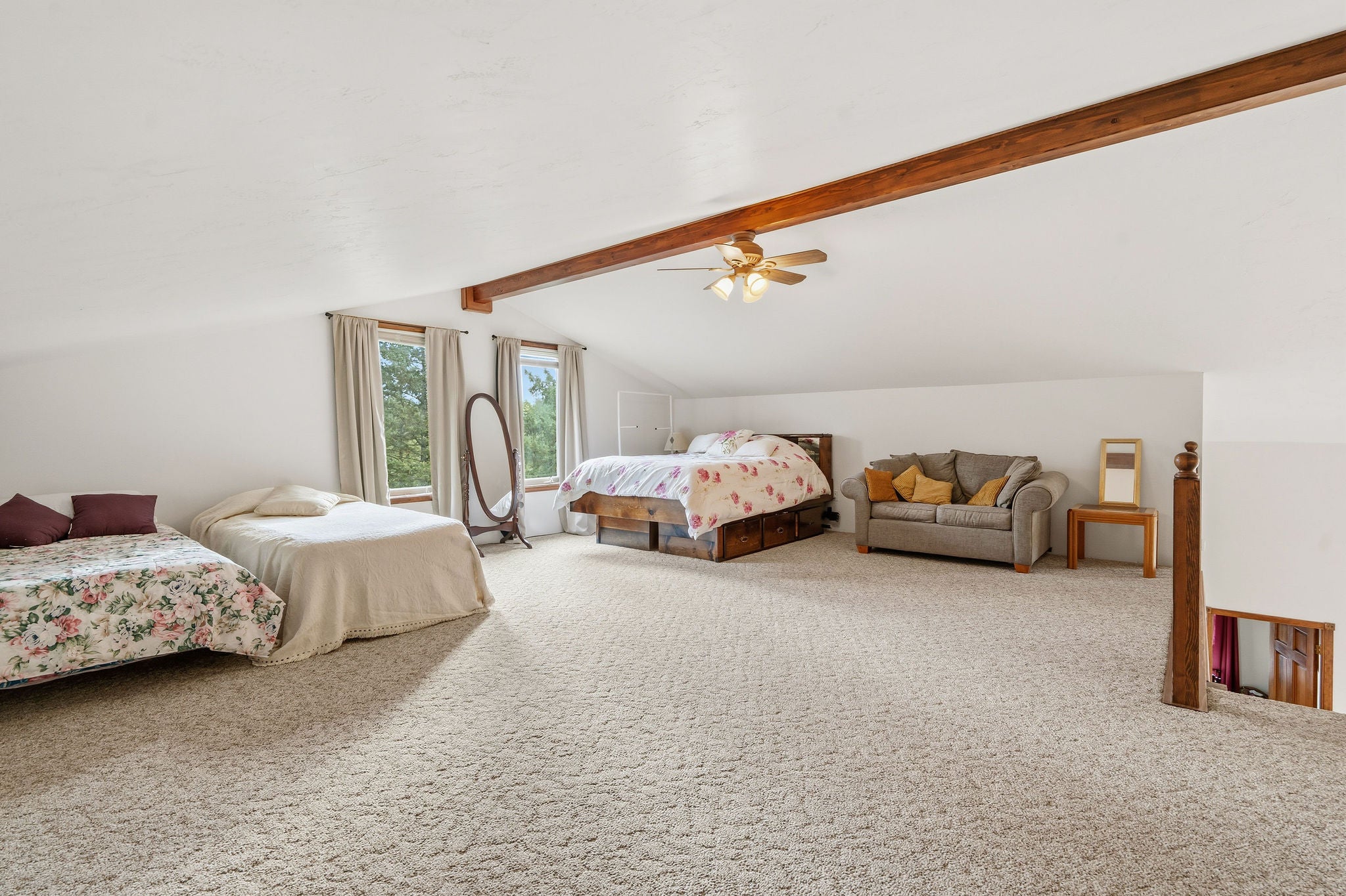 Somers, Montana, 59932, United States, 4 Bedrooms Bedrooms, ,4 BathroomsBathrooms,Residential,Active,1987246