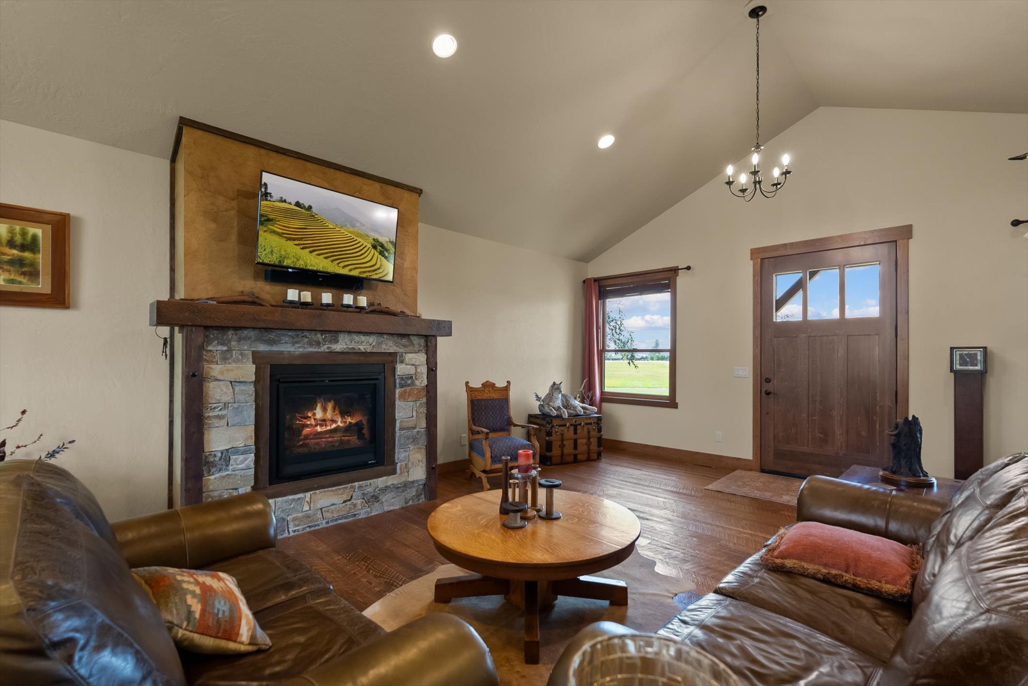 Kalispell, Montana, 59901, United States, 3 Bedrooms Bedrooms, ,3 BathroomsBathrooms,Residential,Active,1922543