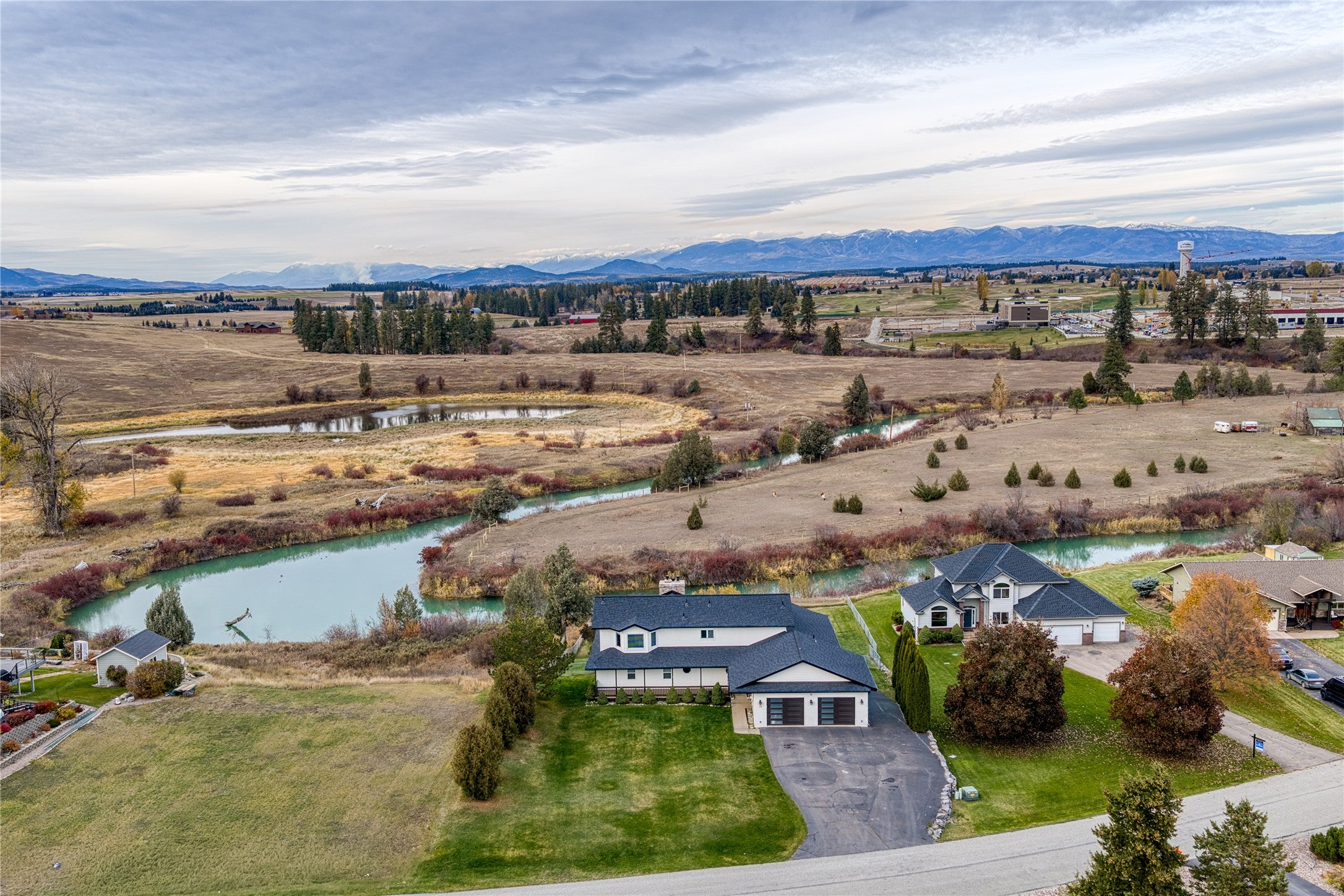 Kalispell, Montana, 59901, United States, 5 Bedrooms Bedrooms, ,4 BathroomsBathrooms,Residential,Active,1994970