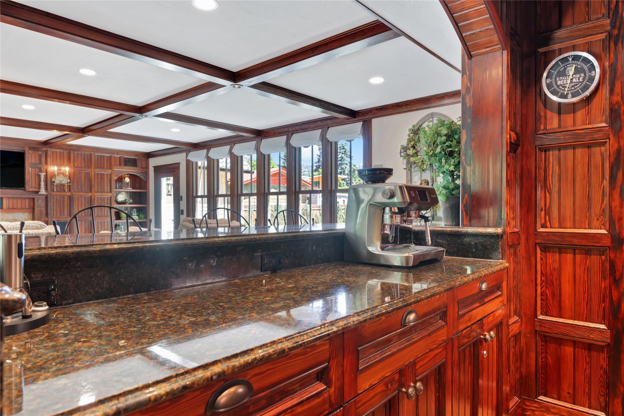 Missoula, Montana, 59802, United States, 5 Bedrooms Bedrooms, ,6 BathroomsBathrooms,Residential,Active,1753892