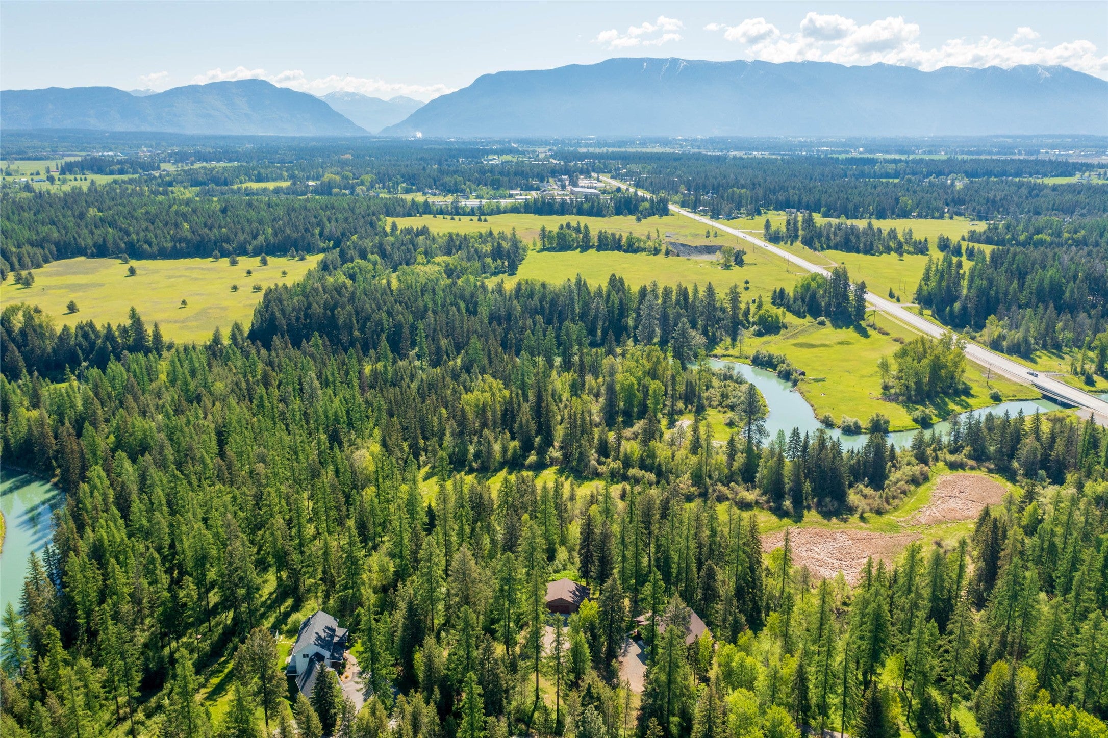 Columbia Falls, Montana, 59912, United States, ,3 BathroomsBathrooms,Residential,Active,1841309