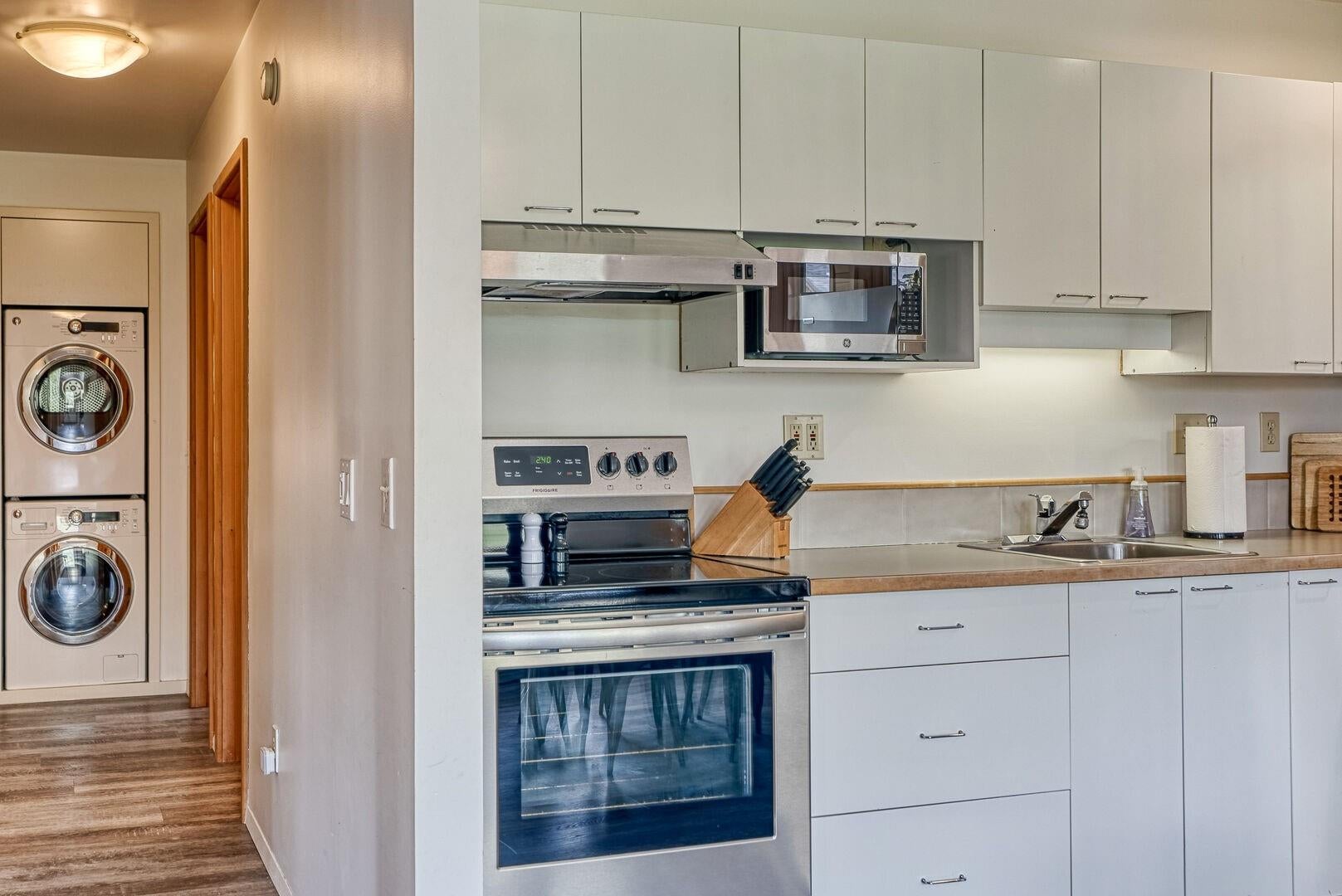 Whitefish, Montana, 59937, United States, 7 Bedrooms Bedrooms, ,5 BathroomsBathrooms,Residential,Active,1914927