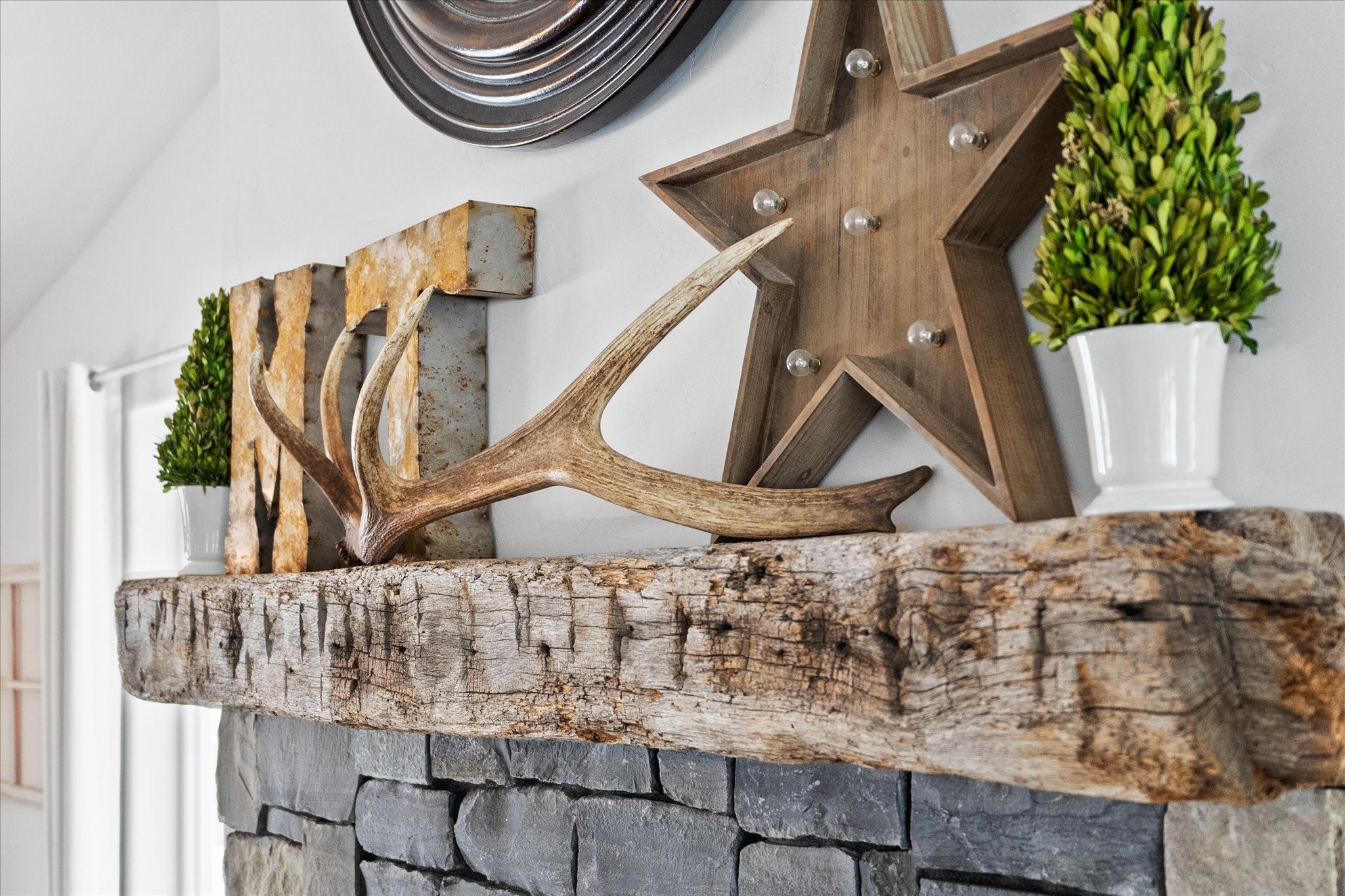 Columbia Falls, Montana, 59912, United States, 4 Bedrooms Bedrooms, ,3 BathroomsBathrooms,Residential,Active,1834486