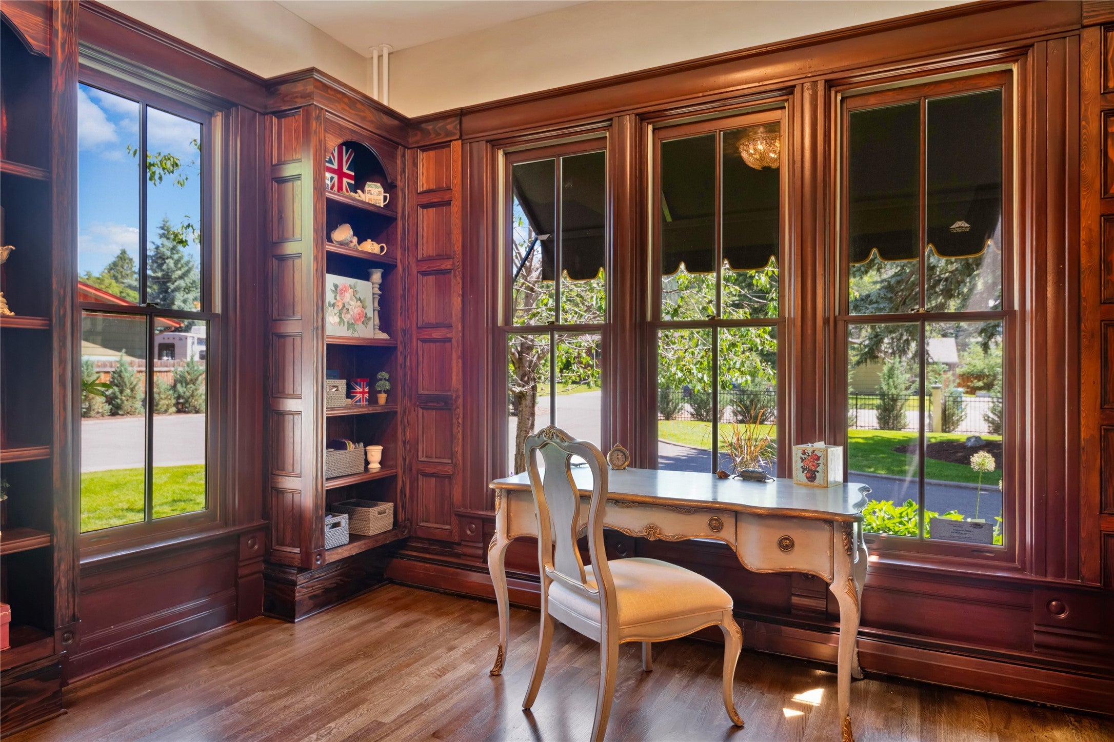 Missoula, Montana, 59802, United States, 5 Bedrooms Bedrooms, ,6 BathroomsBathrooms,Residential,Active,1753892