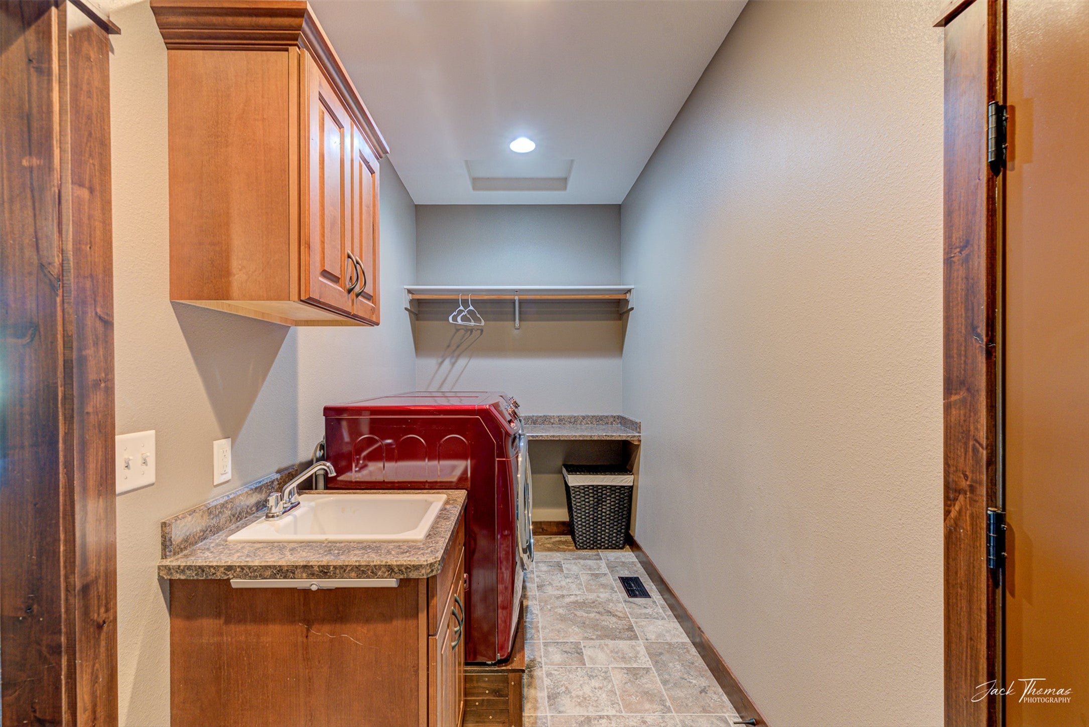 Helena, Montana, 59601, United States, 5 Bedrooms Bedrooms, ,3 BathroomsBathrooms,Residential,Active,2040229