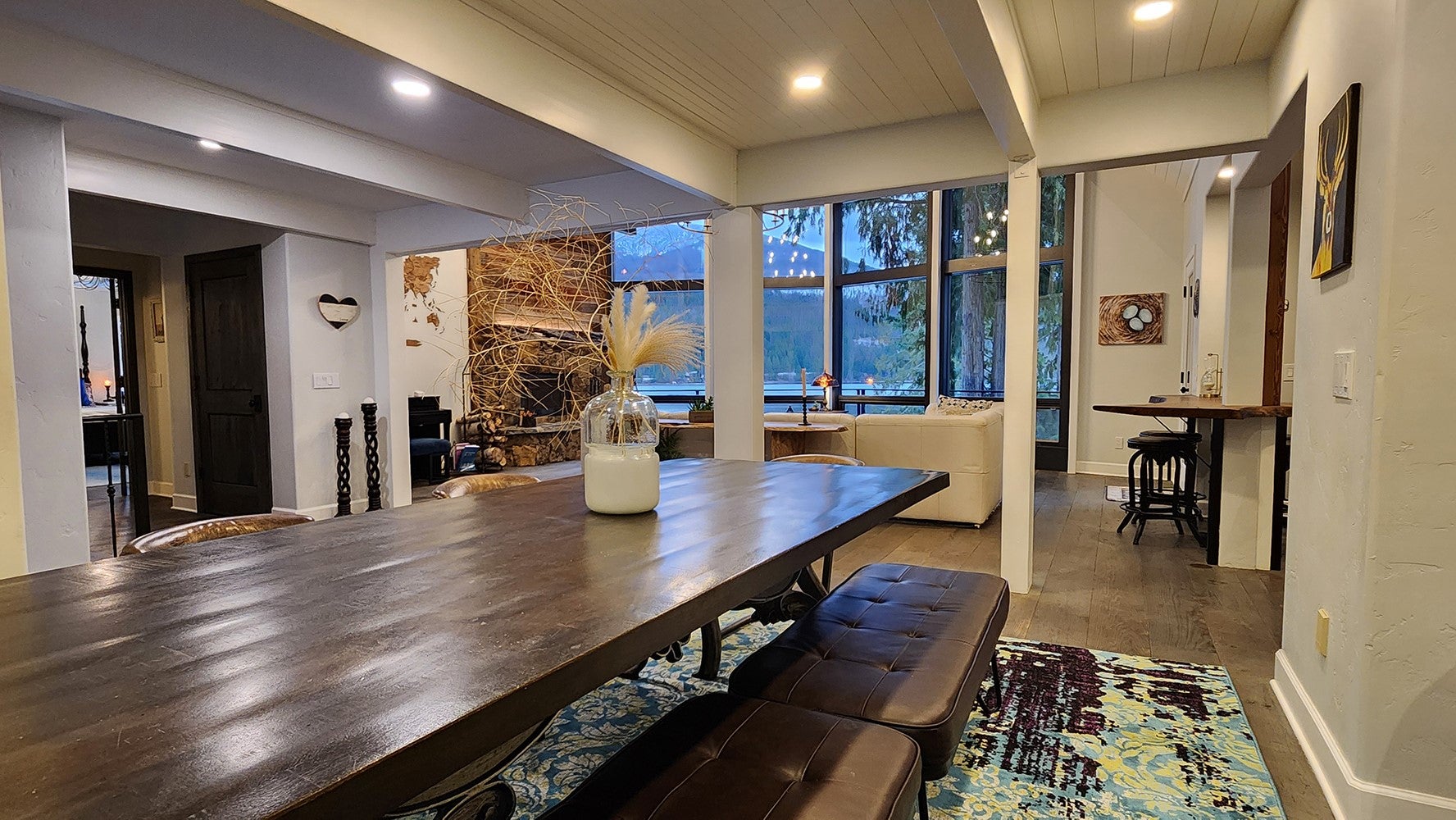 Bigfork, Montana, 59911, United States, 7 Bedrooms Bedrooms, ,6 BathroomsBathrooms,Residential,Active,2007283