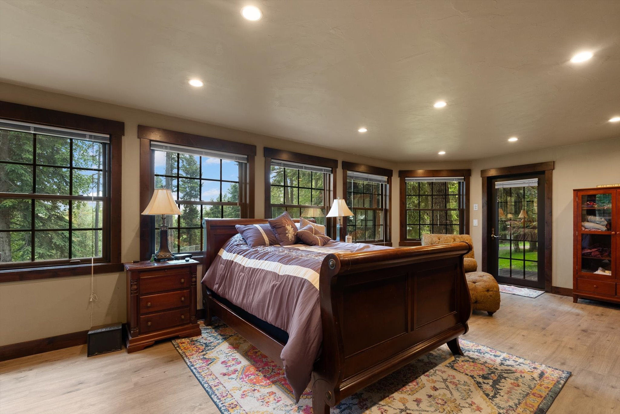 Whitefish, Montana, 59937, United States, 5 Bedrooms Bedrooms, ,3 BathroomsBathrooms,Residential,Active,1764891