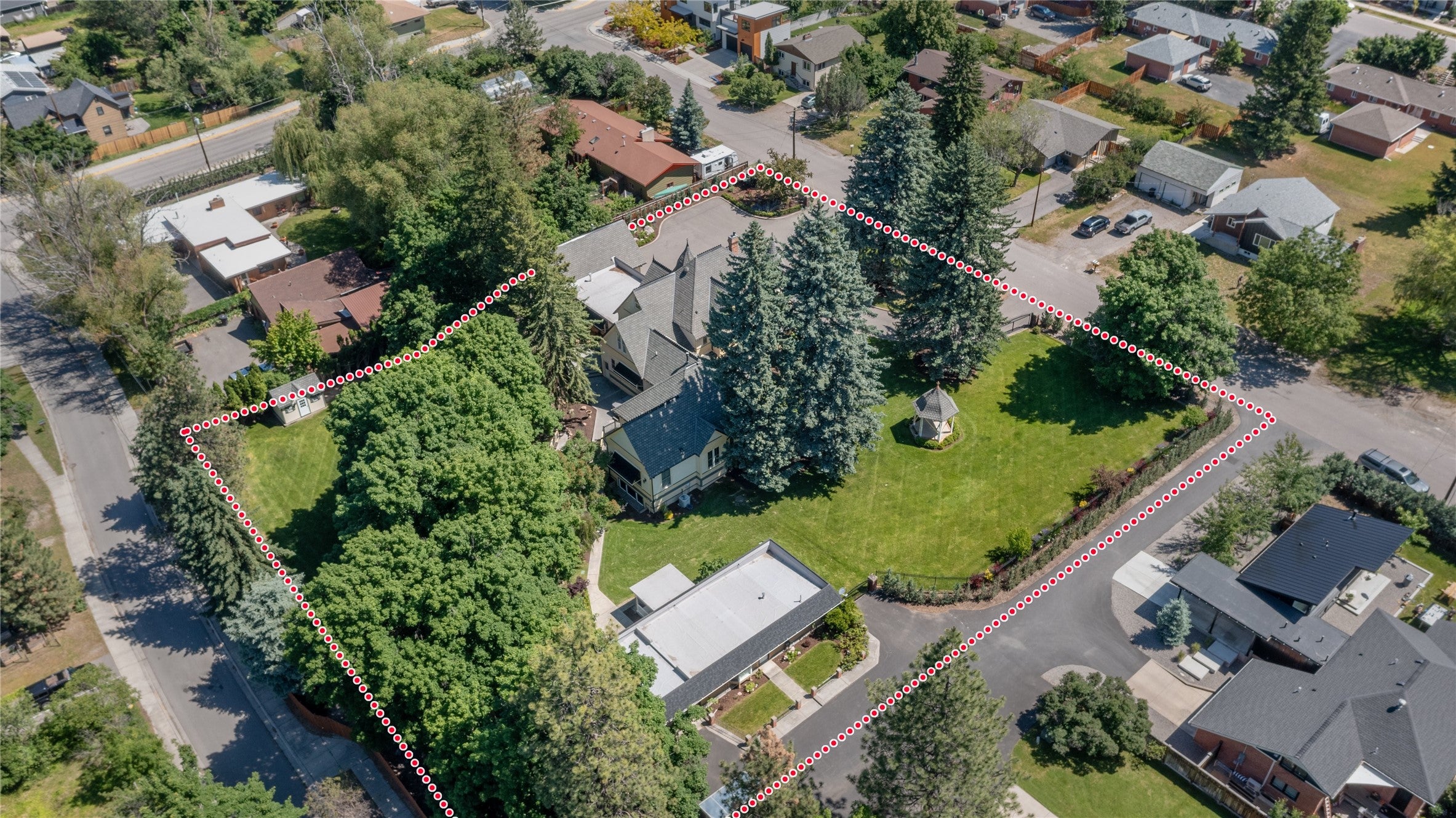 Missoula, Montana, 59802, United States, 5 Bedrooms Bedrooms, ,6 BathroomsBathrooms,Residential,Active,1753892