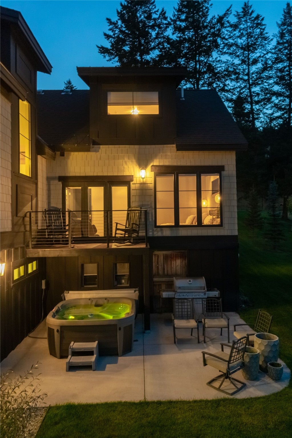 Kalispell, Montana, 59901, United States, 5 Bedrooms Bedrooms, ,4 BathroomsBathrooms,Residential,Active,2009395