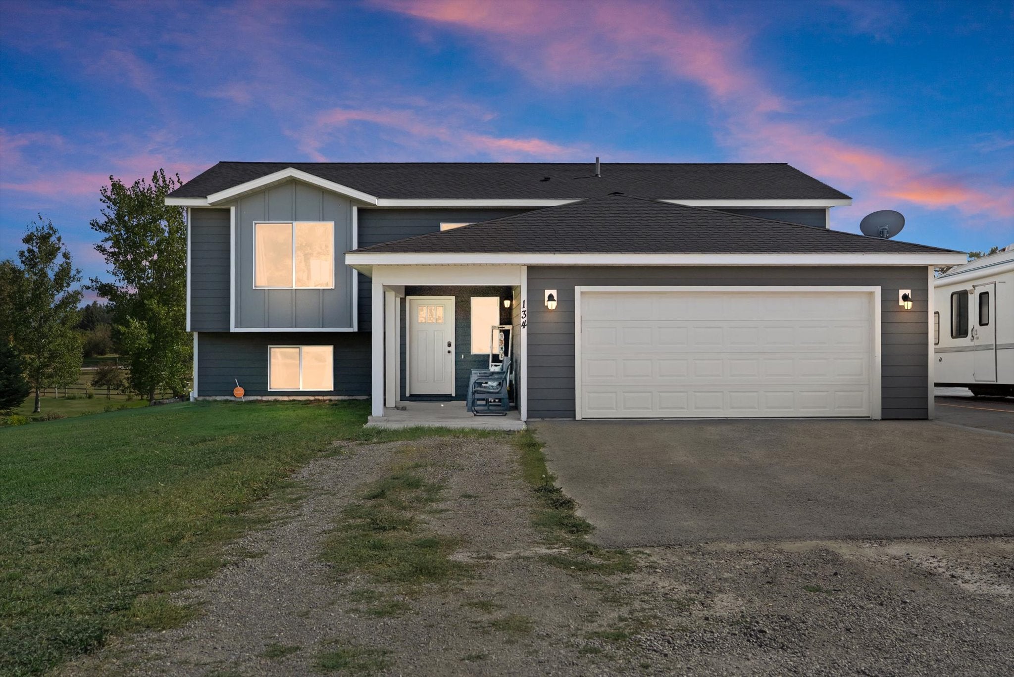 Kalispell, Montana, 59901, United States, 5 Bedrooms Bedrooms, ,3 BathroomsBathrooms,Residential,Active,1945088