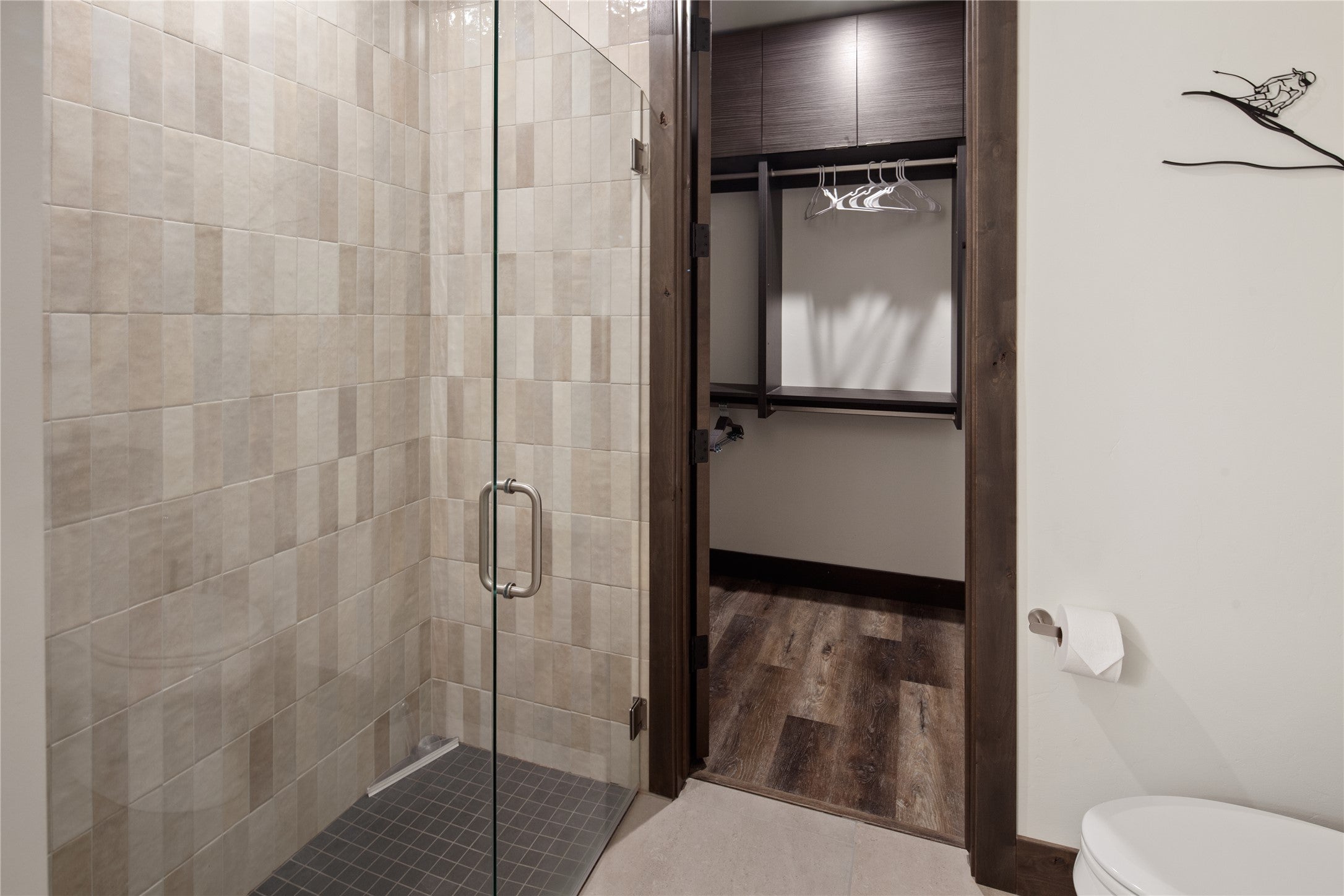 Whitefish, Montana, 59937, United States, 2 Bedrooms Bedrooms, ,3 BathroomsBathrooms,Residential,Active,1871606