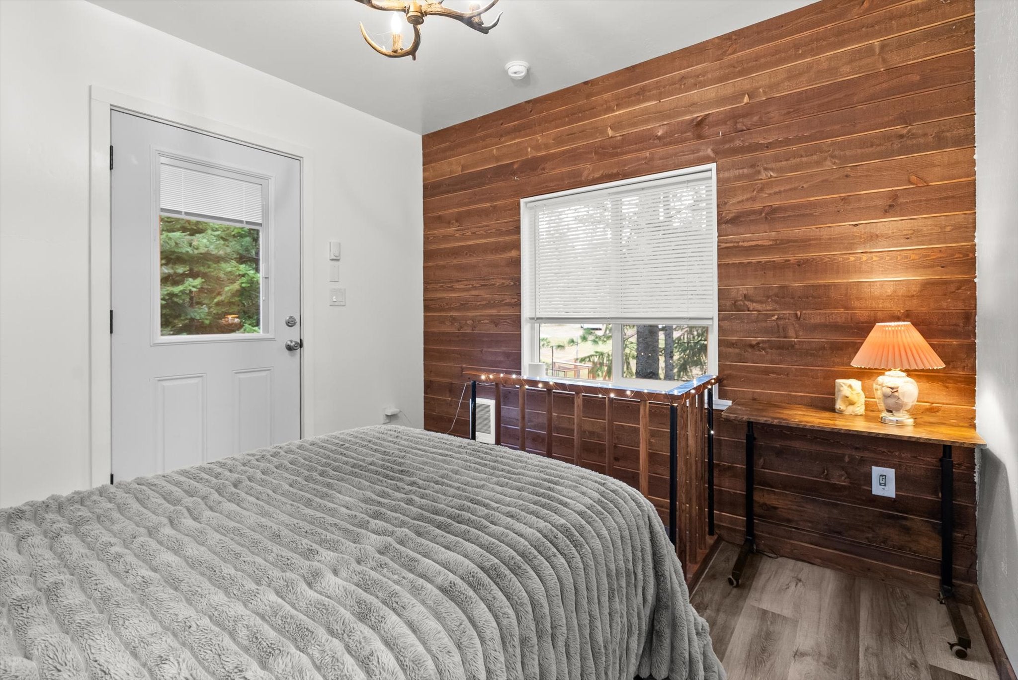 Kalispell, Montana, 59901, United States, 6 Bedrooms Bedrooms, ,5 BathroomsBathrooms,Residential,Active,1990648