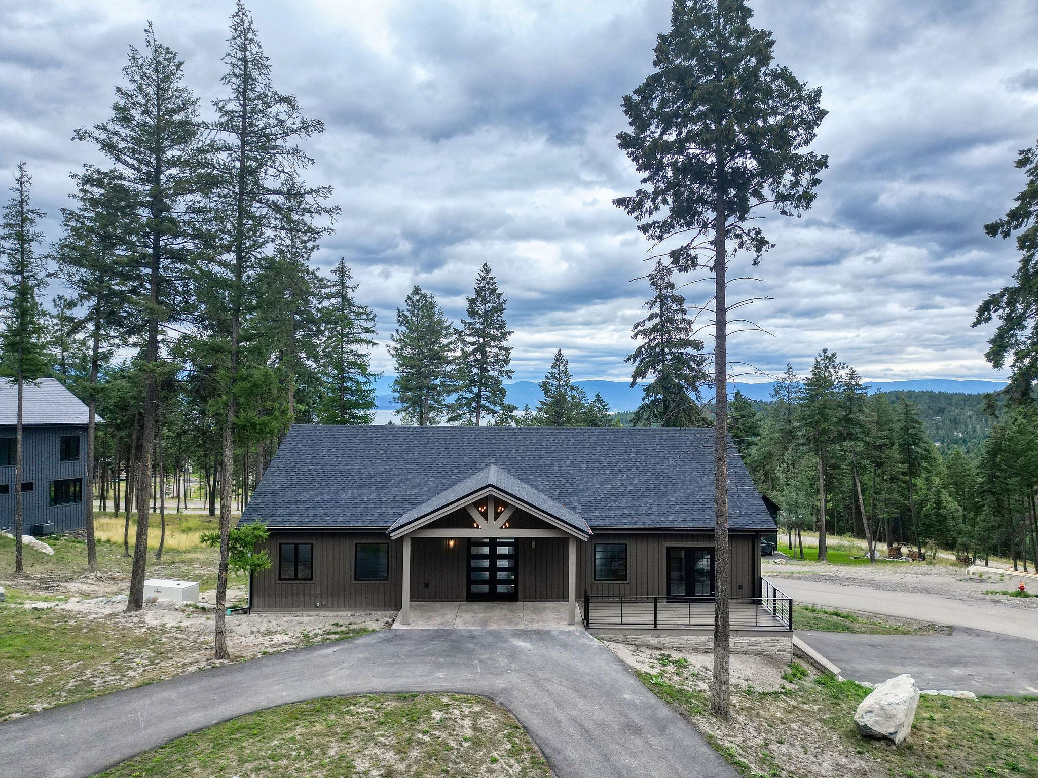 Lakeside, Montana, 59922, United States, 4 Bedrooms Bedrooms, ,4 BathroomsBathrooms,Residential,Active,1914632