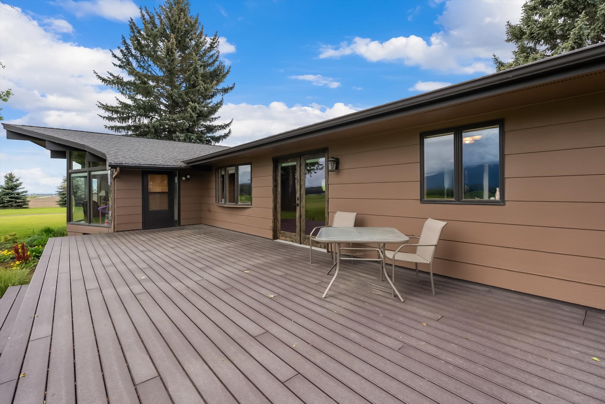 Columbia Falls, Montana, 59912, United States, 5 Bedrooms Bedrooms, ,3 BathroomsBathrooms,Residential,Active,1986898