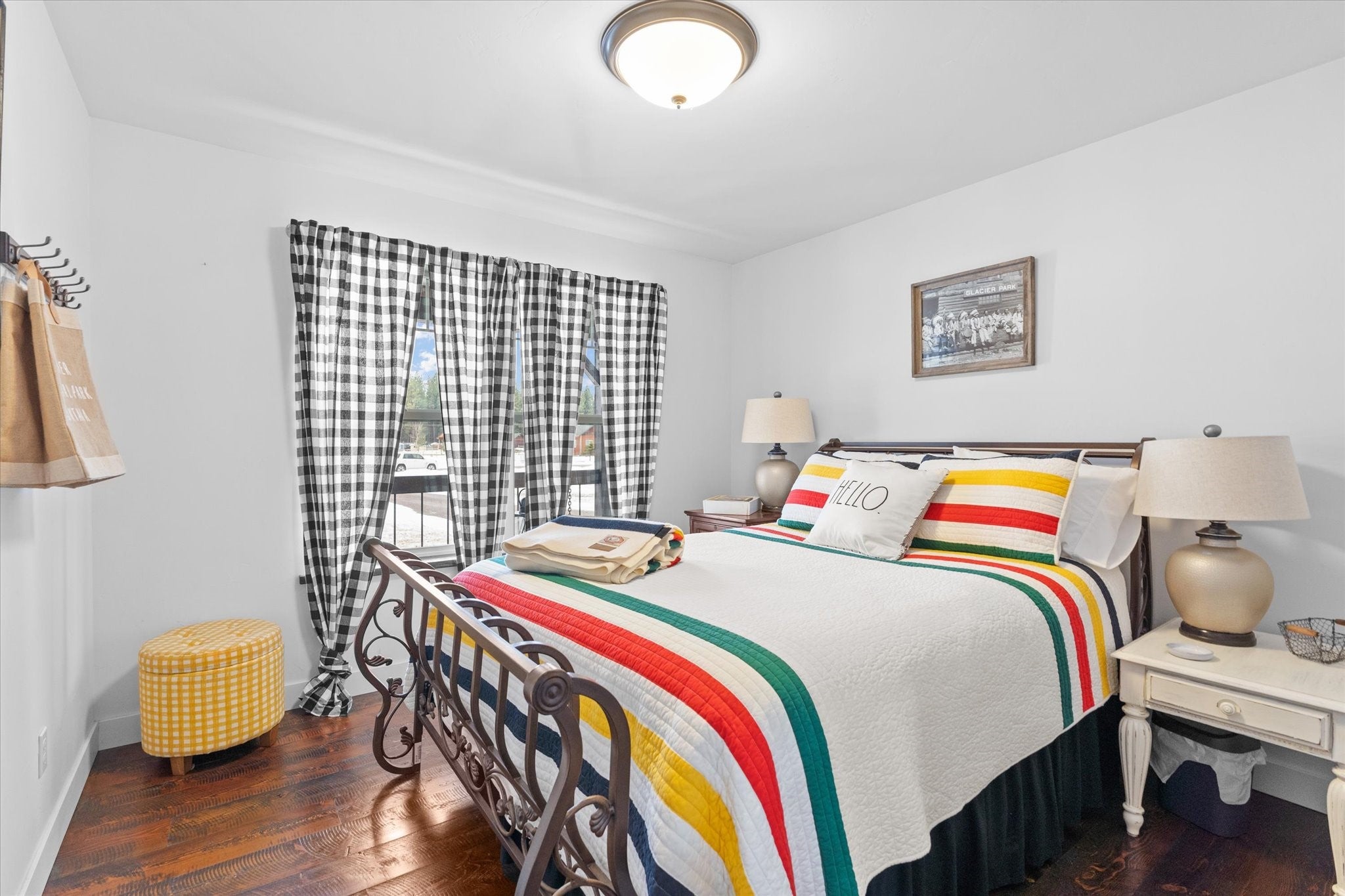 Columbia Falls, Montana, 59912, United States, 4 Bedrooms Bedrooms, ,3 BathroomsBathrooms,Residential,Active,1834486