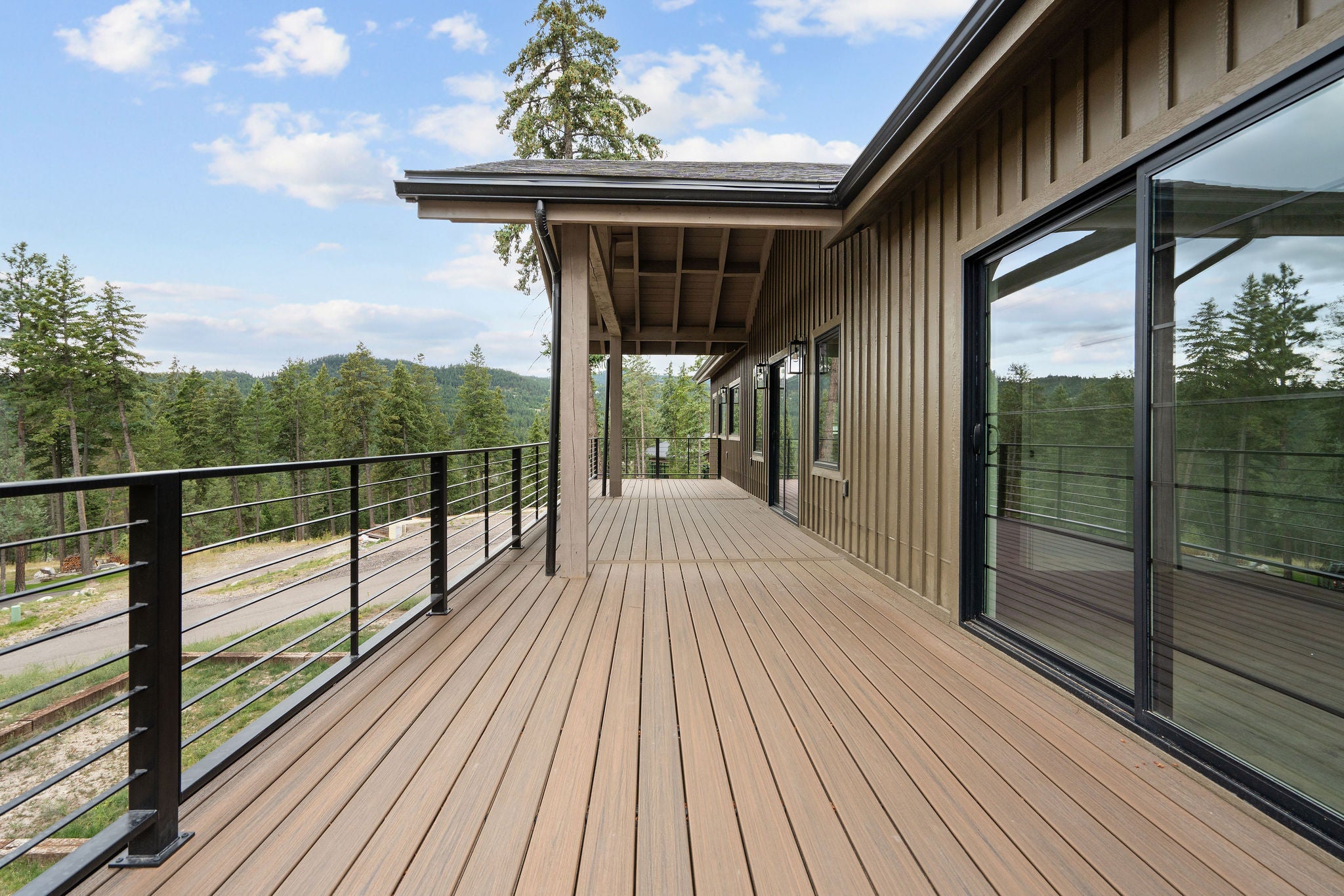 Lakeside, Montana, 59922, United States, 4 Bedrooms Bedrooms, ,4 BathroomsBathrooms,Residential,Active,1914632