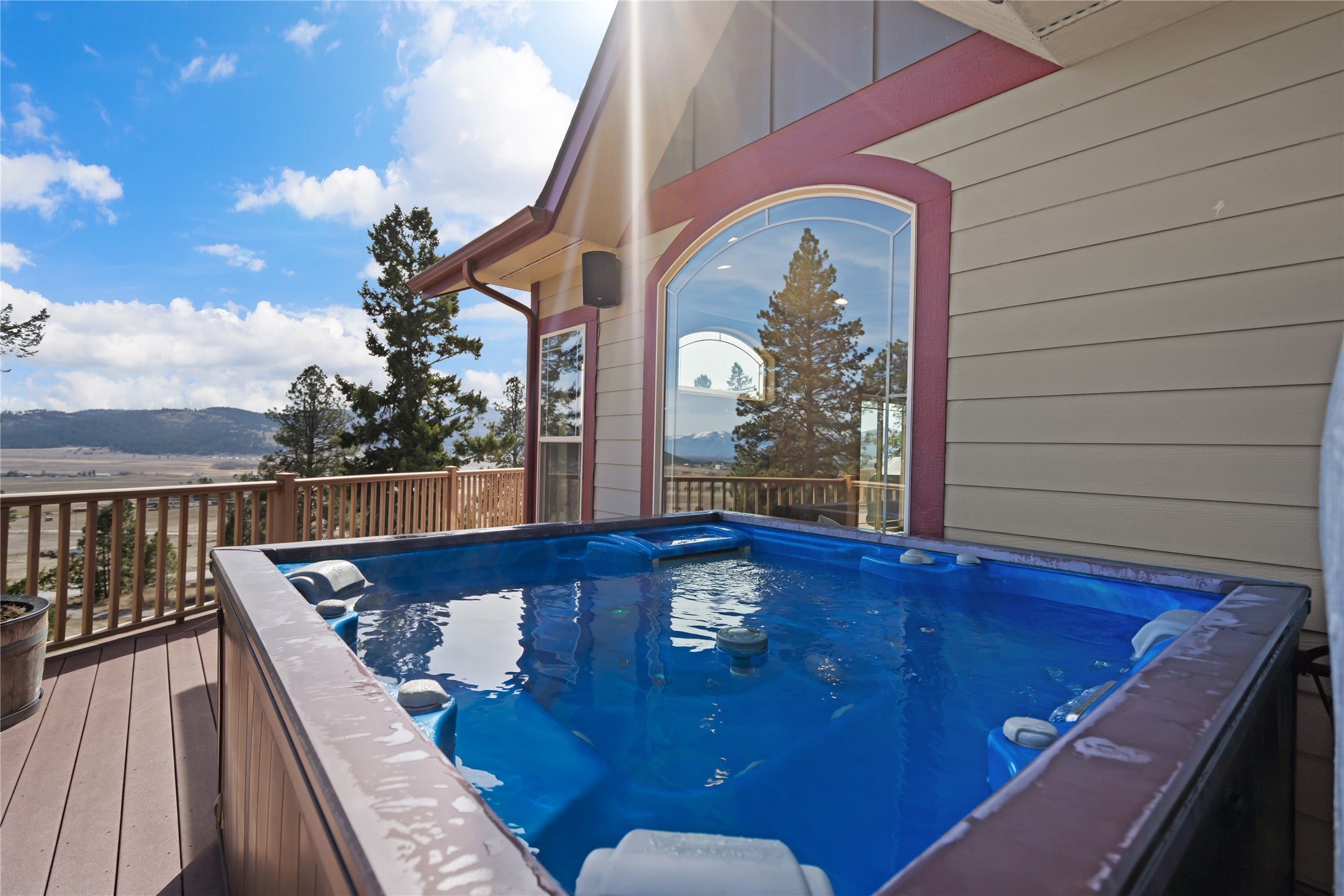 Kalispell, Montana, 59901, United States, 5 Bedrooms Bedrooms, ,3 BathroomsBathrooms,Residential,Active,1753509