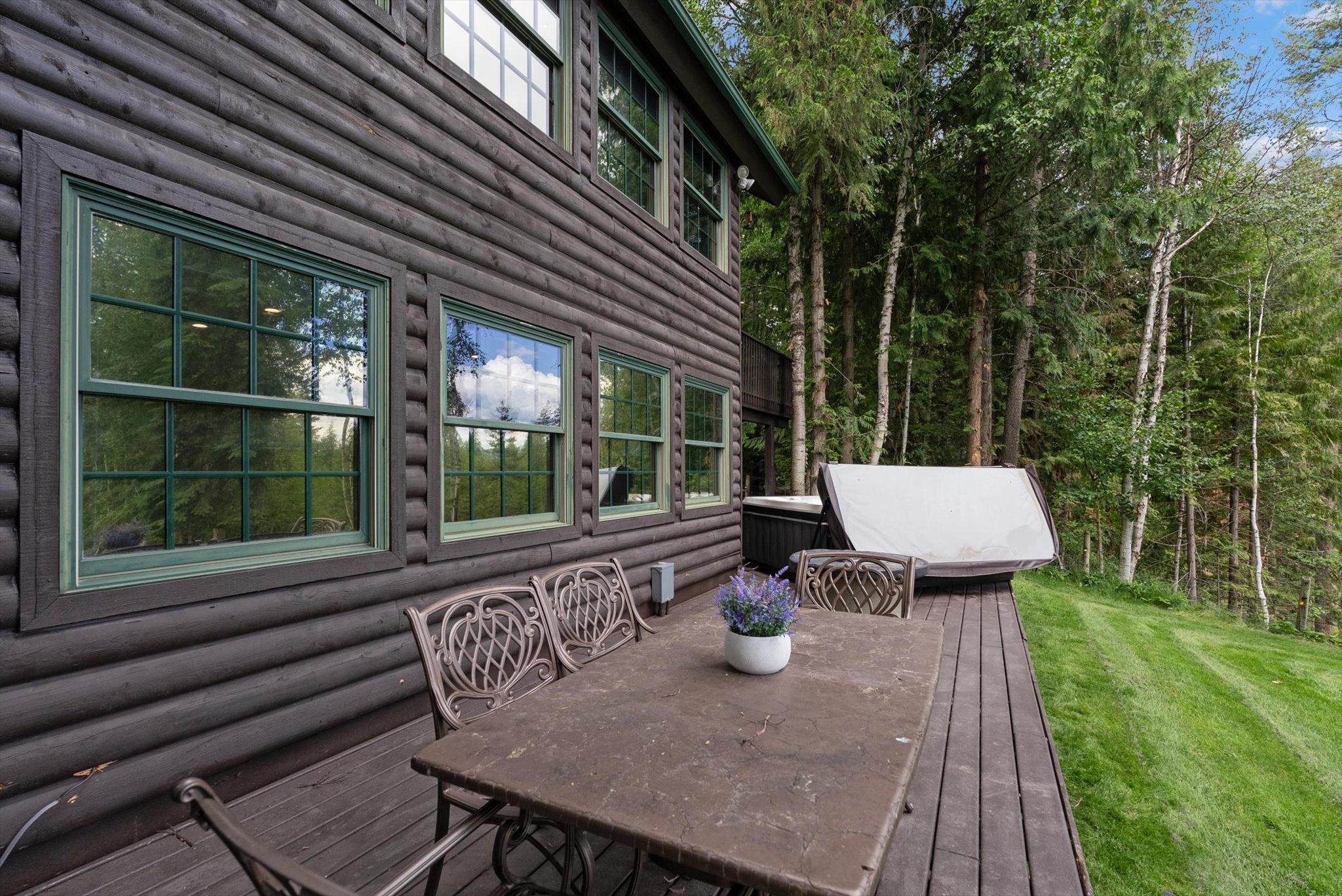 Whitefish, Montana, 59937, United States, 5 Bedrooms Bedrooms, ,3 BathroomsBathrooms,Residential,Active,1764891