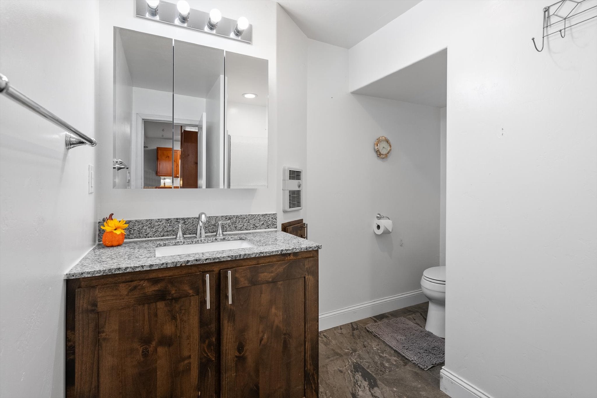 Kalispell, Montana, 59901, United States, 6 Bedrooms Bedrooms, ,5 BathroomsBathrooms,Residential,Active,1990648