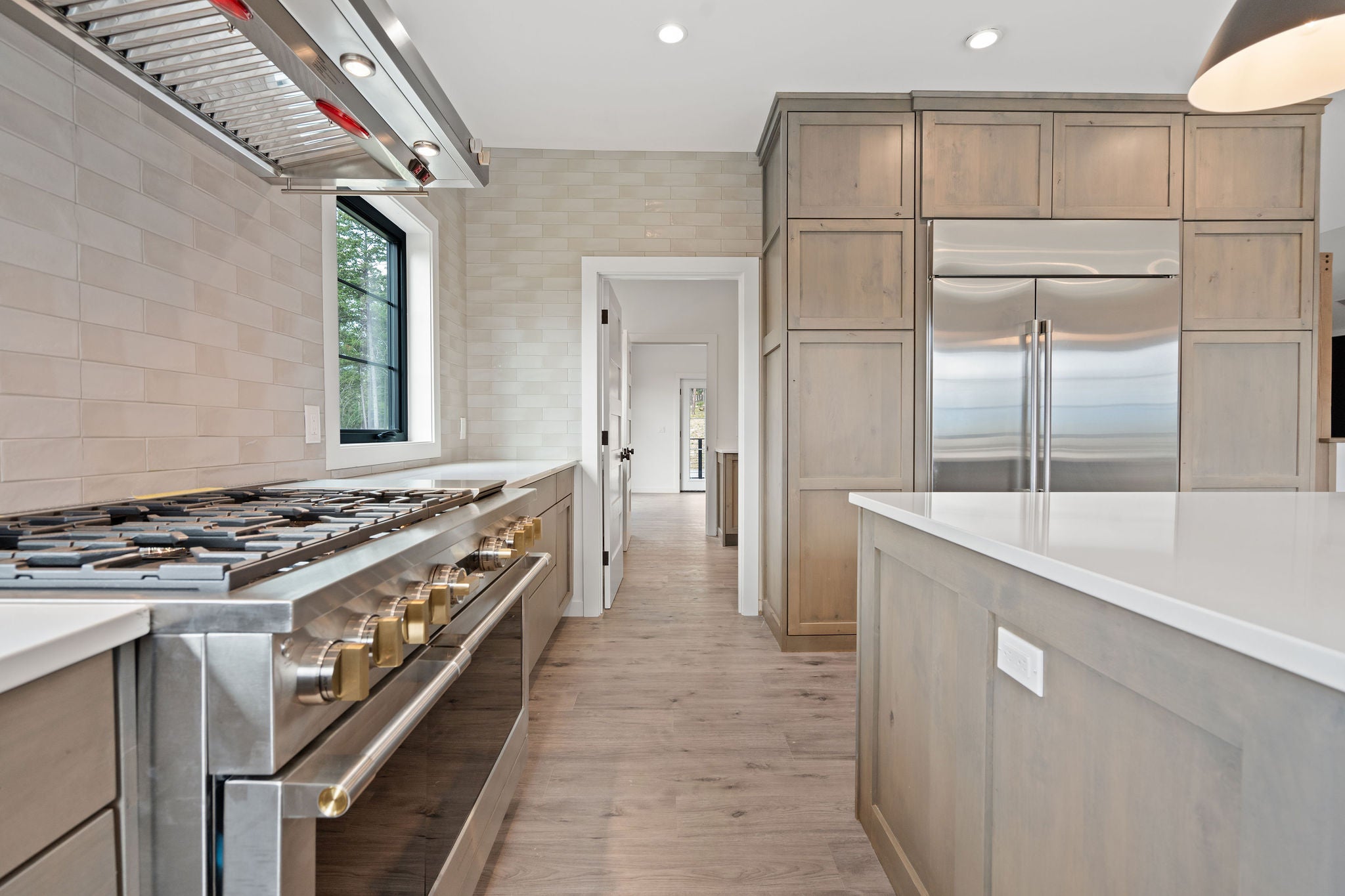 Lakeside, Montana, 59922, United States, 4 Bedrooms Bedrooms, ,4 BathroomsBathrooms,Residential,Active,1914632