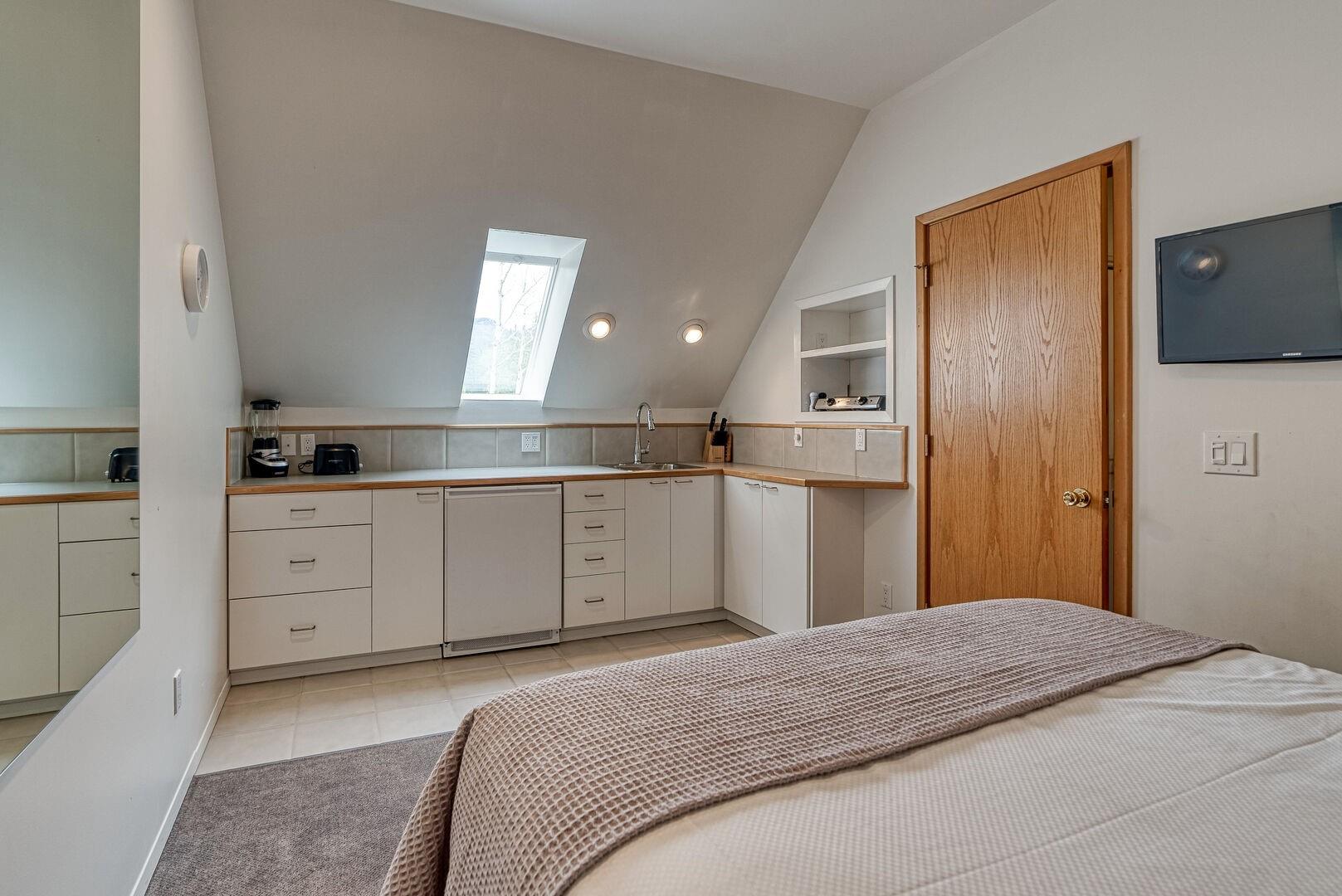 Whitefish, Montana, 59937, United States, 7 Bedrooms Bedrooms, ,5 BathroomsBathrooms,Residential,Active,1914927