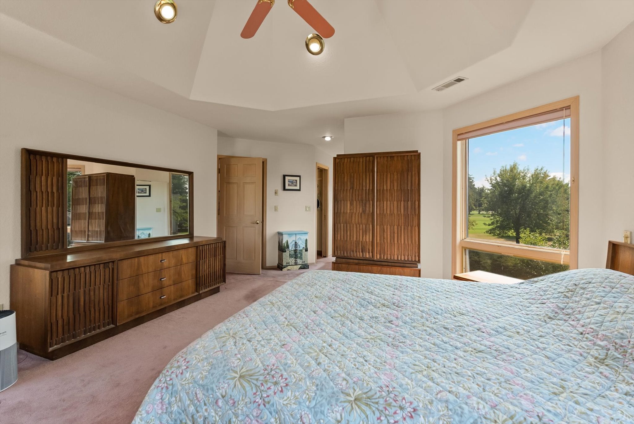 Kalispell, Montana, 59901, United States, 5 Bedrooms Bedrooms, ,4 BathroomsBathrooms,Residential,Active,1907966