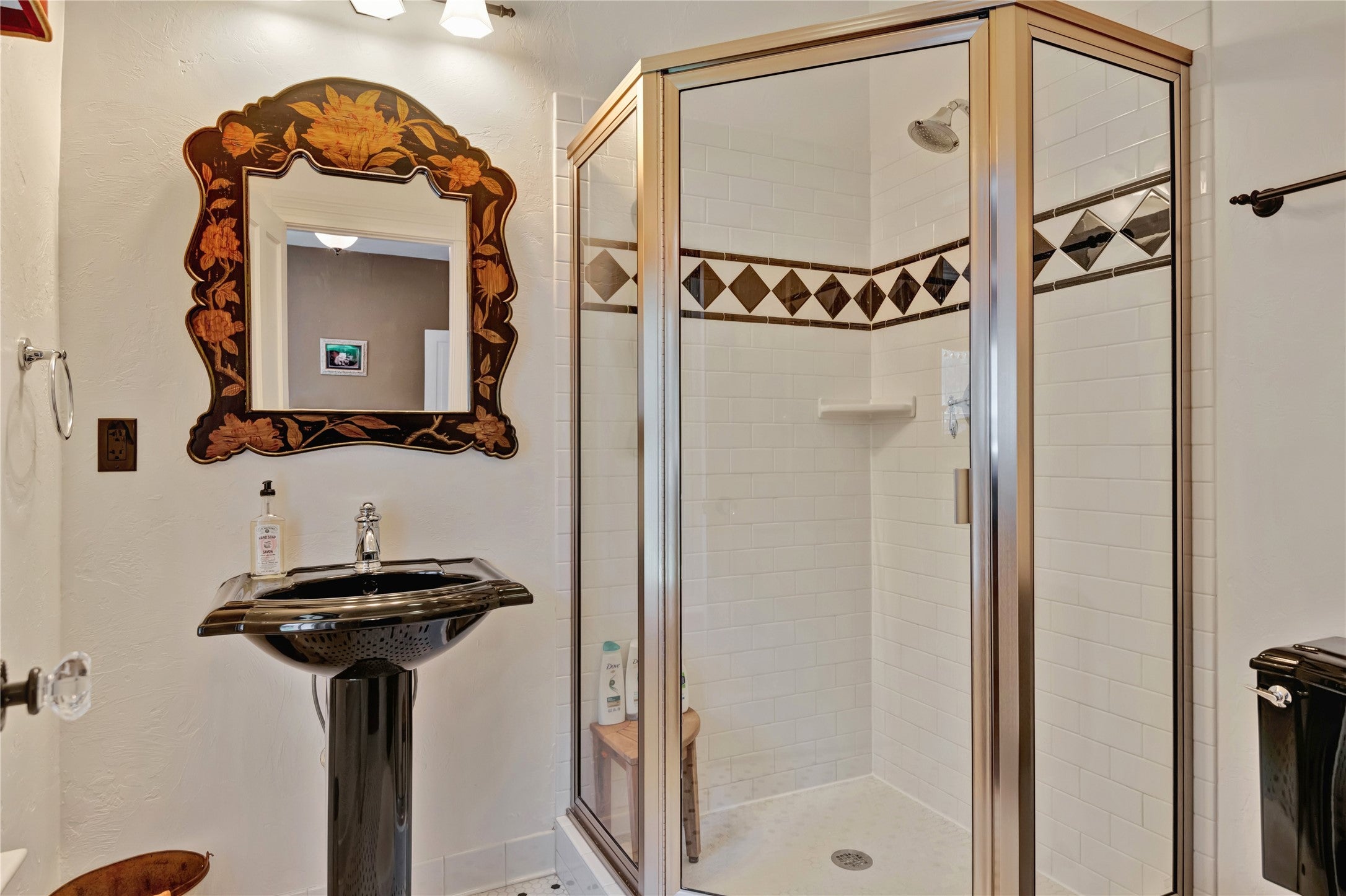 Missoula, Montana, 59802, United States, 5 Bedrooms Bedrooms, ,6 BathroomsBathrooms,Residential,Active,1753892