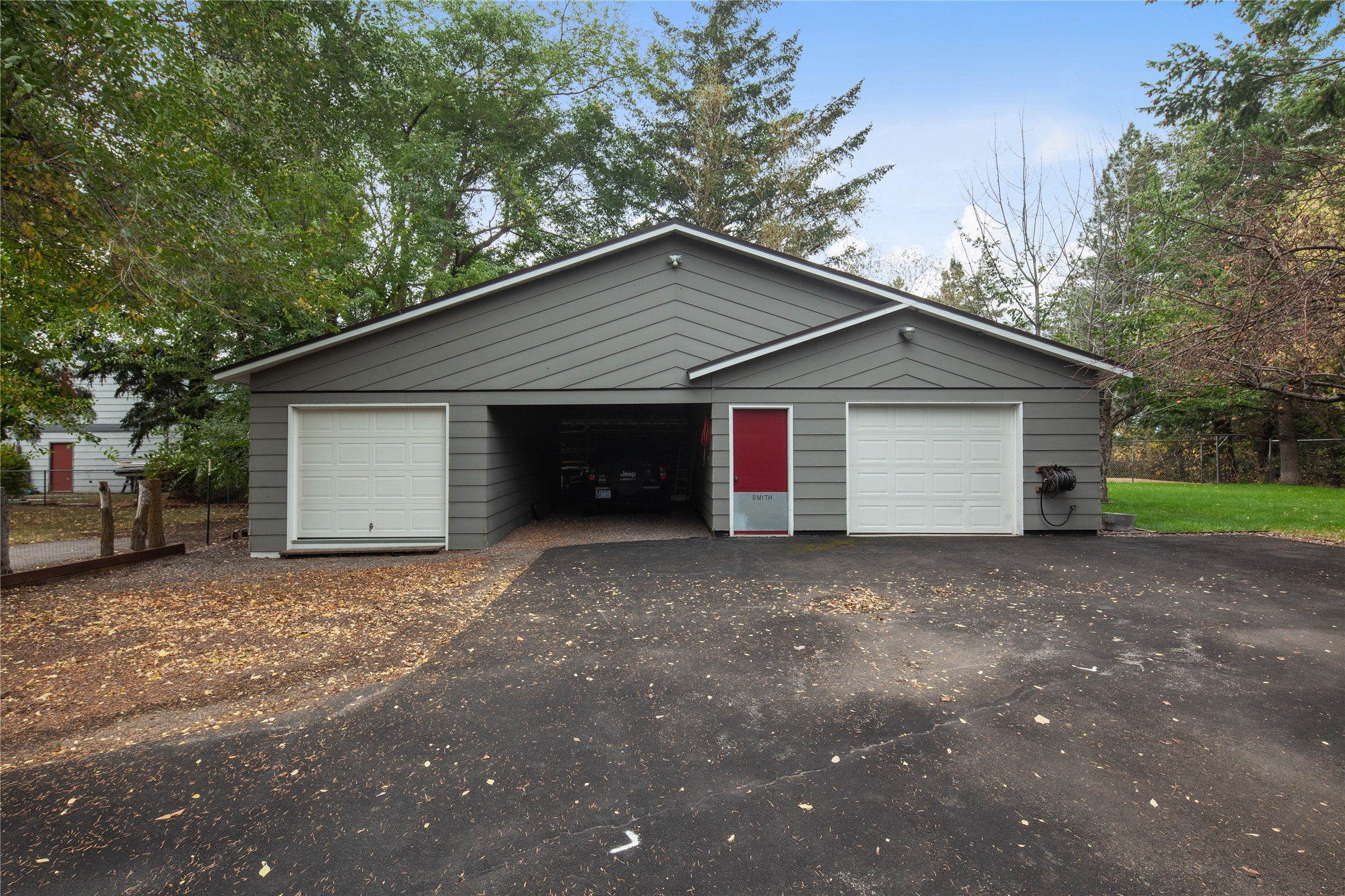 Columbia Falls, Montana, 59912, United States, 14 Bedrooms Bedrooms, ,8 BathroomsBathrooms,Residential,Active,1970926