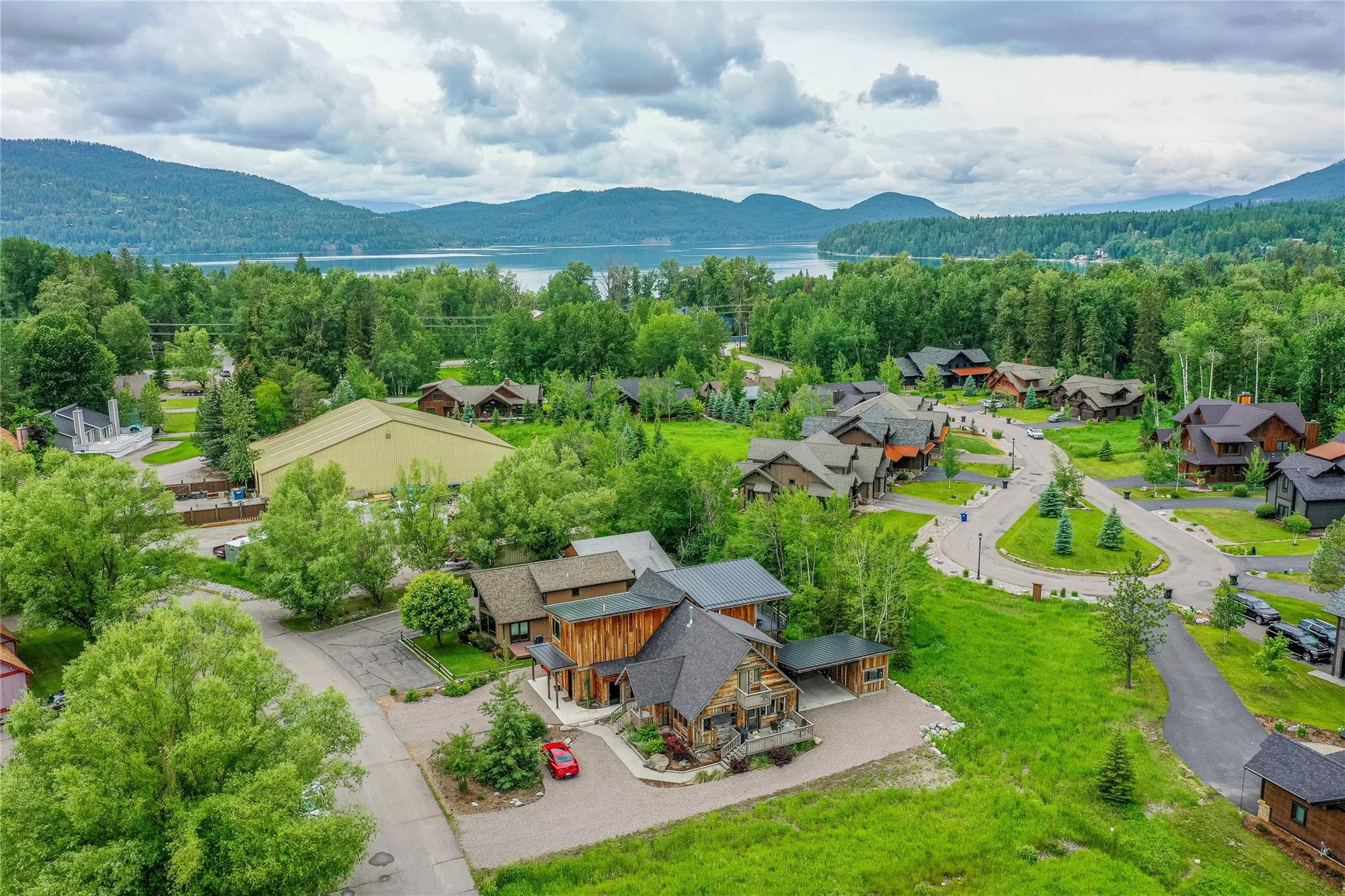 Whitefish, Montana, 59937, United States, 7 Bedrooms Bedrooms, ,5 BathroomsBathrooms,Residential,Active,1914927